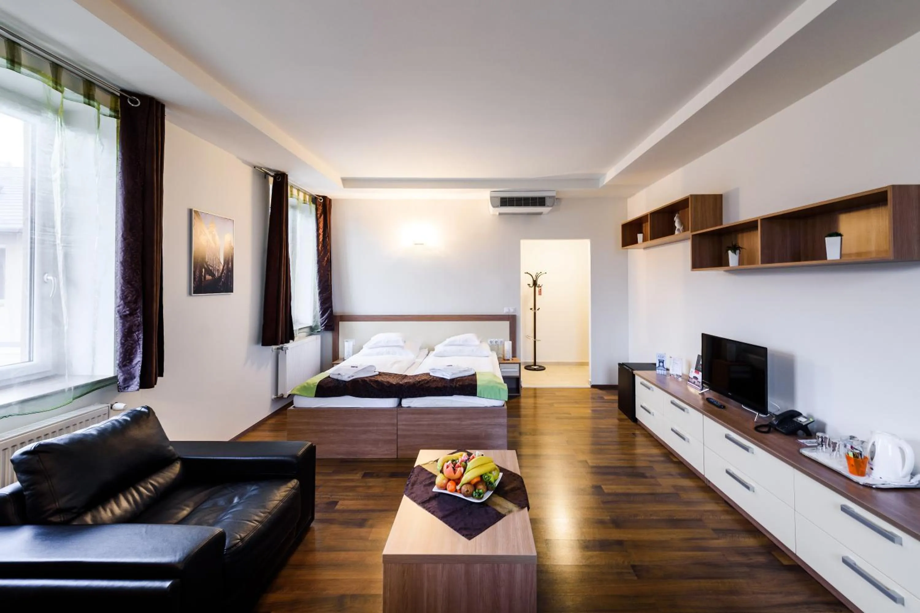 Photo of the whole room, Bed in Hotel Garzon Plaza