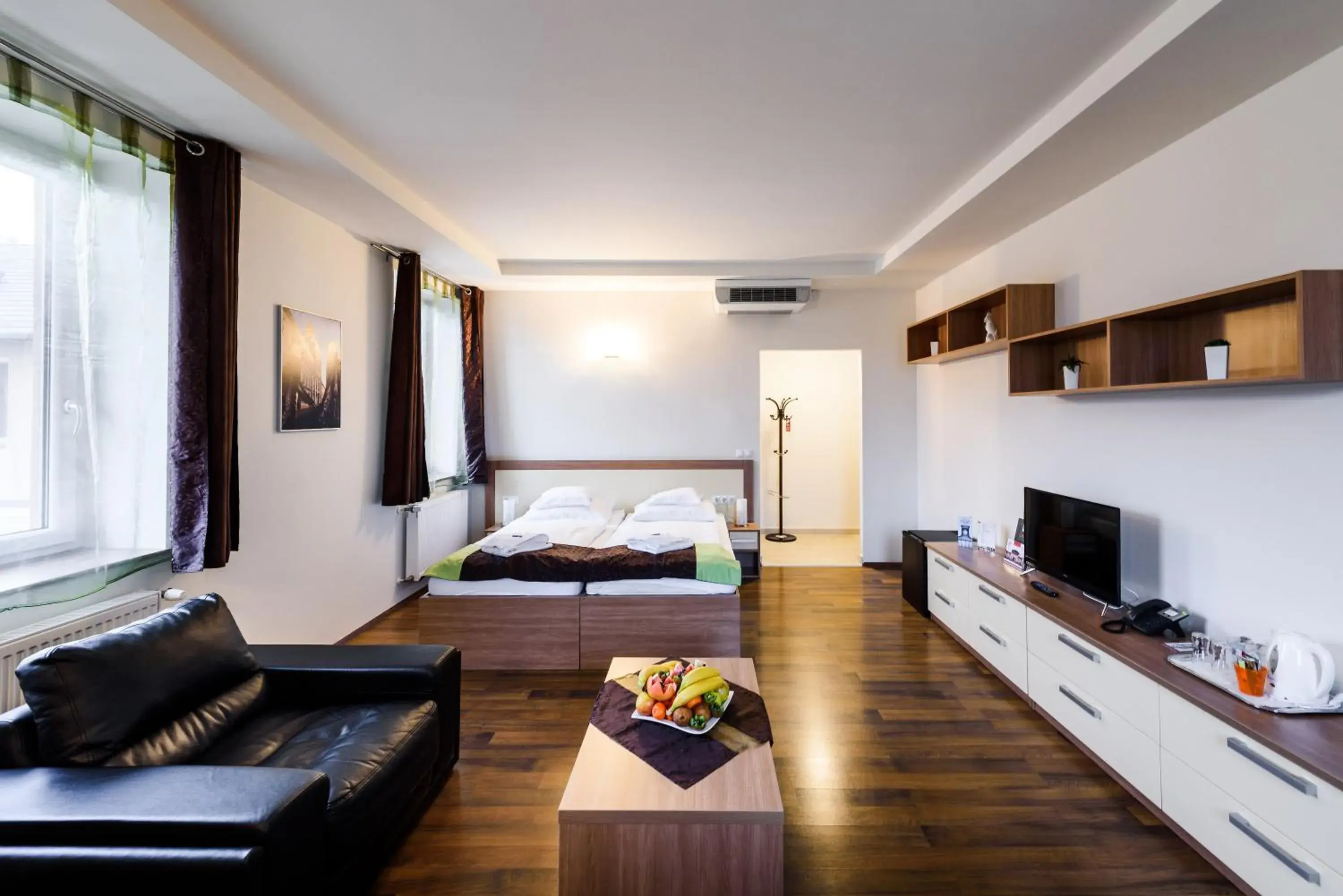 Superior Twin Room in Hotel Garzon Plaza Superior Twin Room in Hotel Garzon Plaza