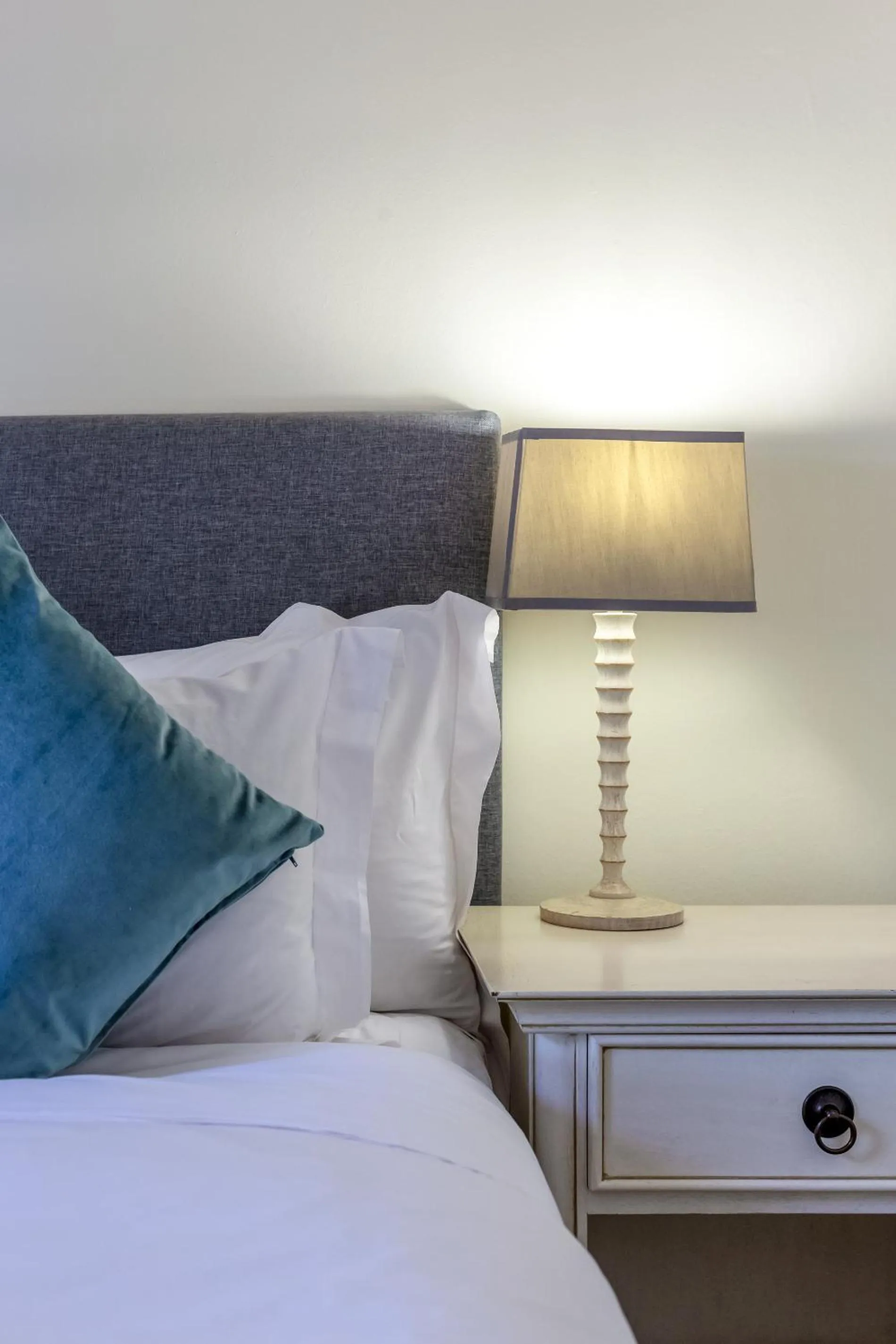 Bed in Wedgeview Country House & Spa