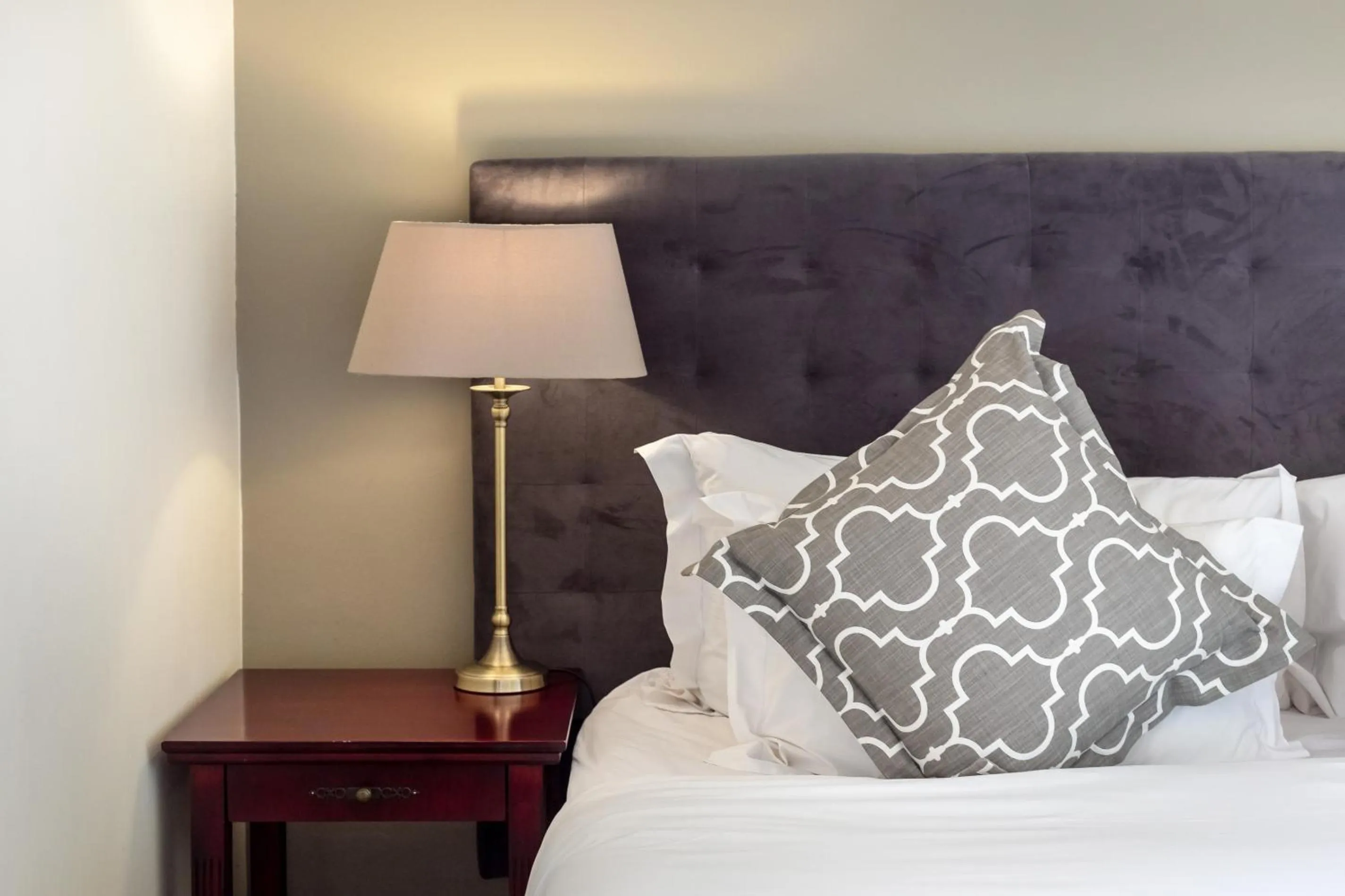 Bed in Wedgeview Country House & Spa