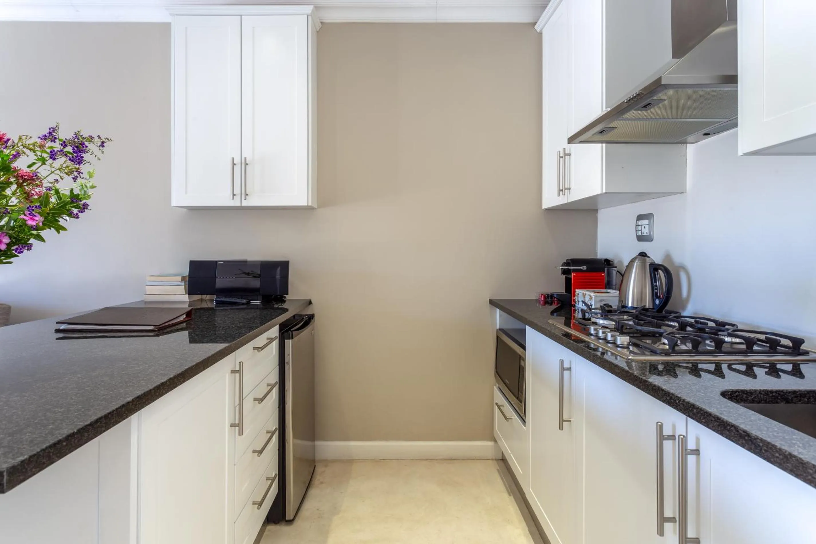 Coffee/tea facilities in Wedgeview Country House & Spa