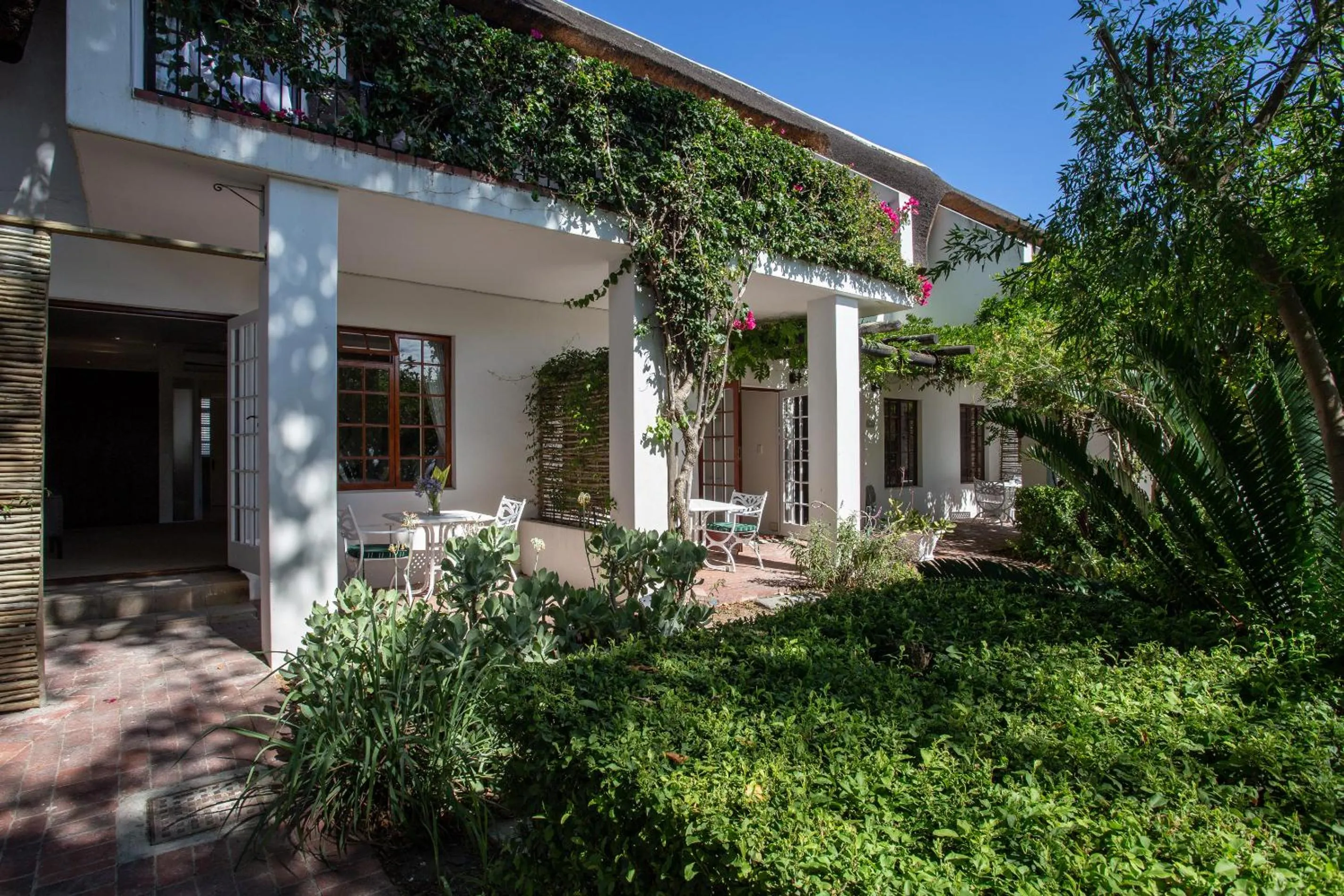 Property building in Wedgeview Country House & Spa