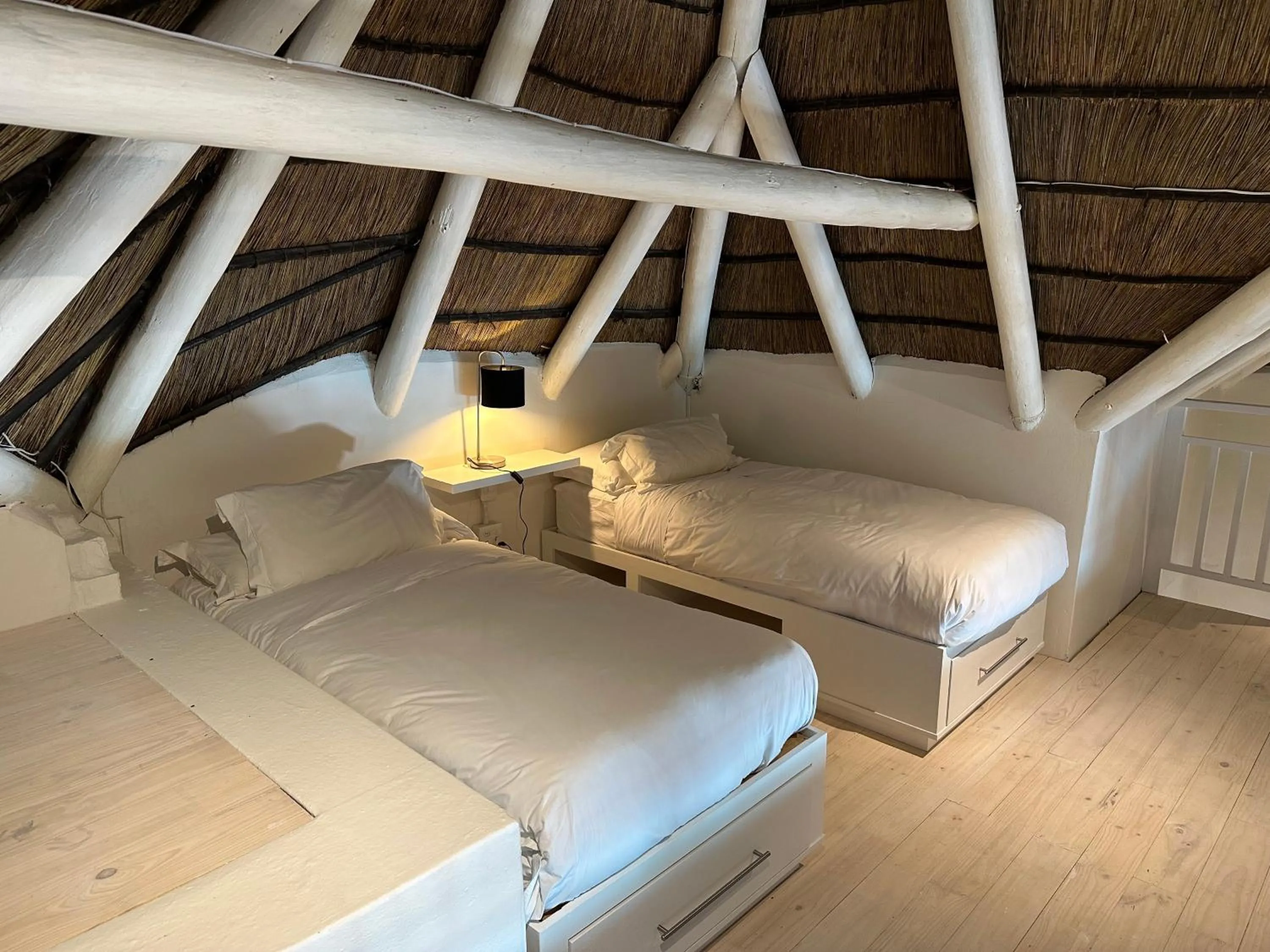 Bed in Wedgeview Country House & Spa