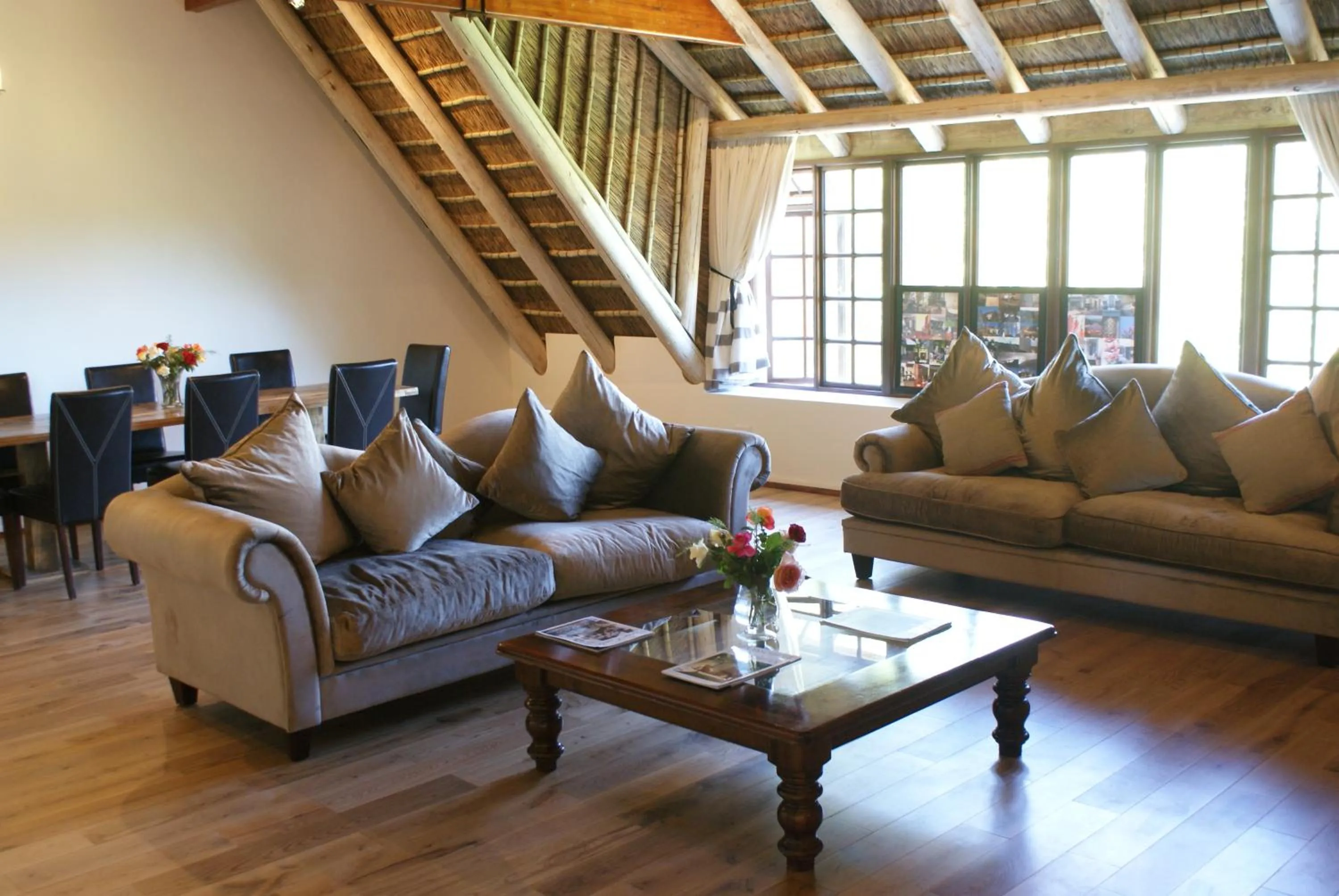 Lounge or bar in Wedgeview Country House & Spa