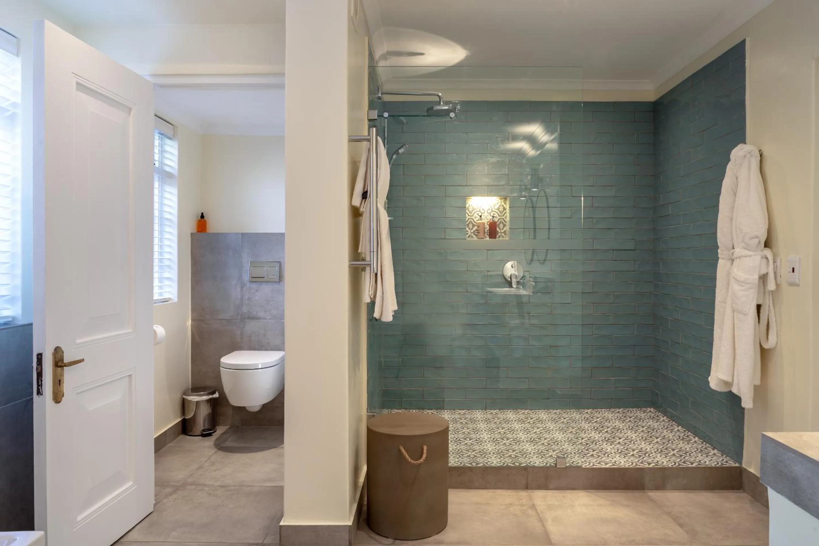 Shower in Wedgeview Country House & Spa