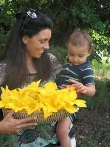 young children in Taos Goji Farm & Eco-Lodge Retreat