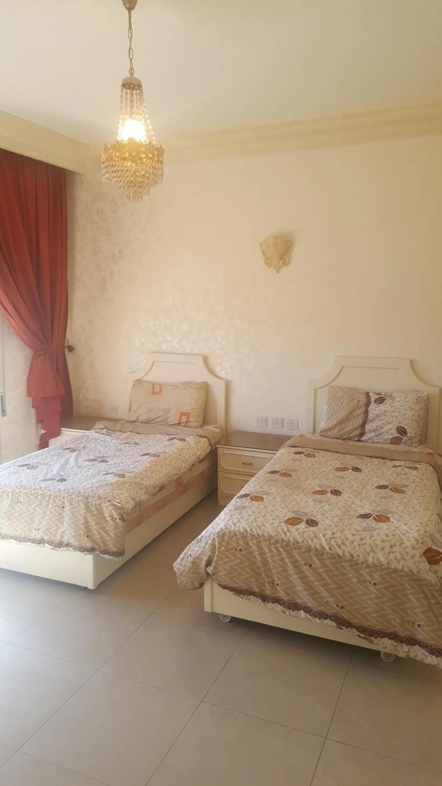 Bed in Al Khaleej Hotel Apartments