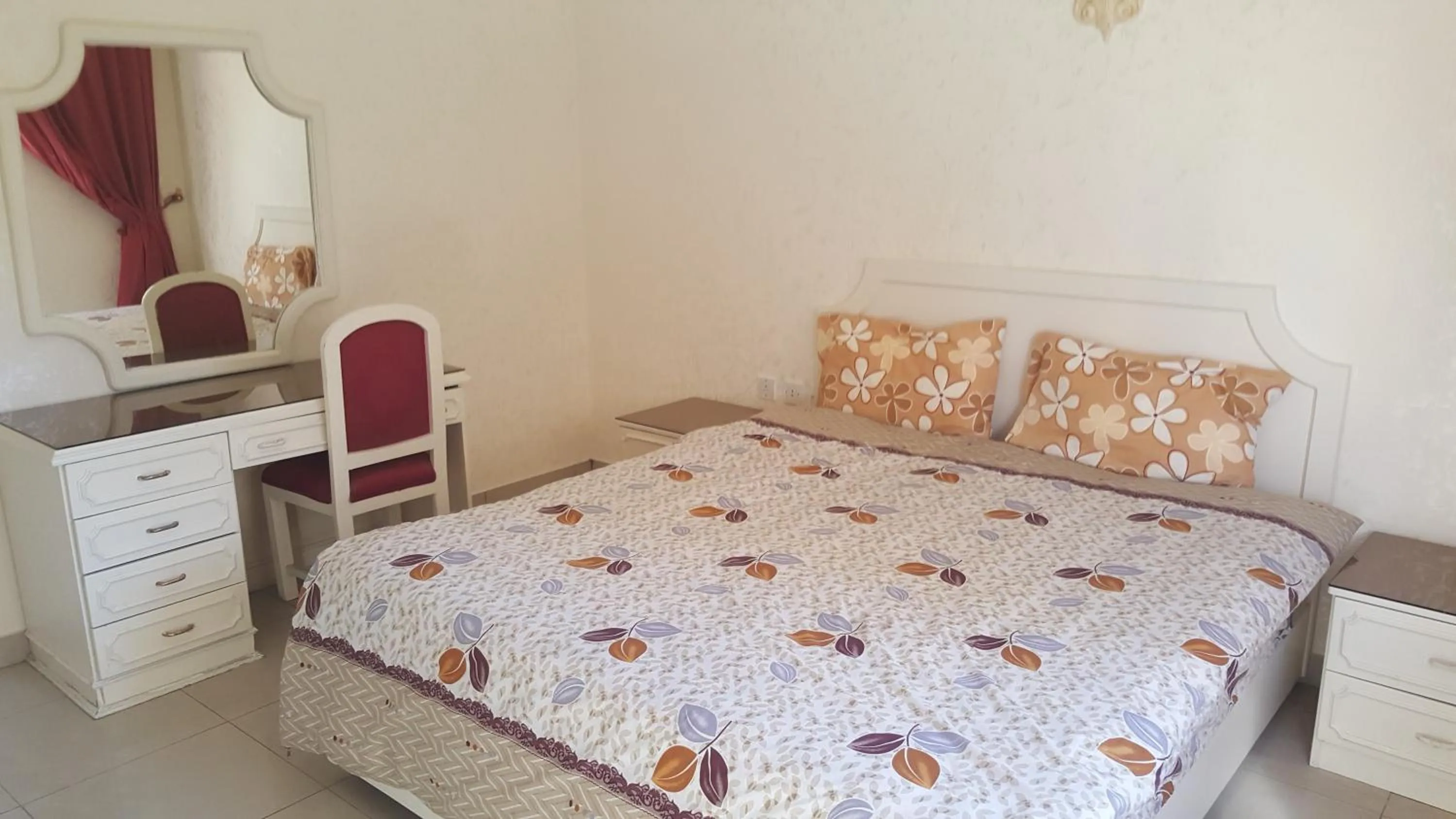 Bed in Al Khaleej Hotel Apartments