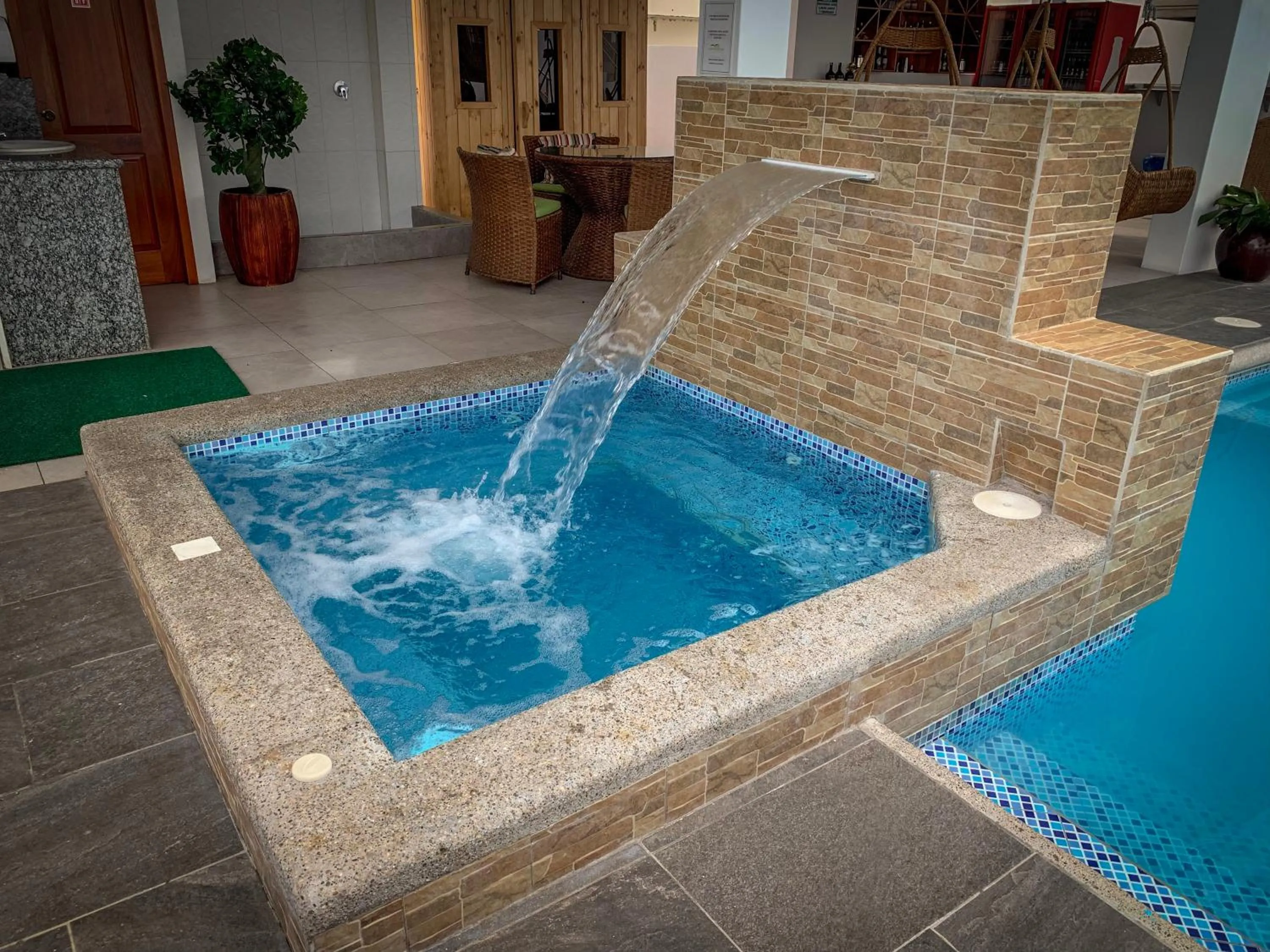 Swimming pool in El Descanso del Guia