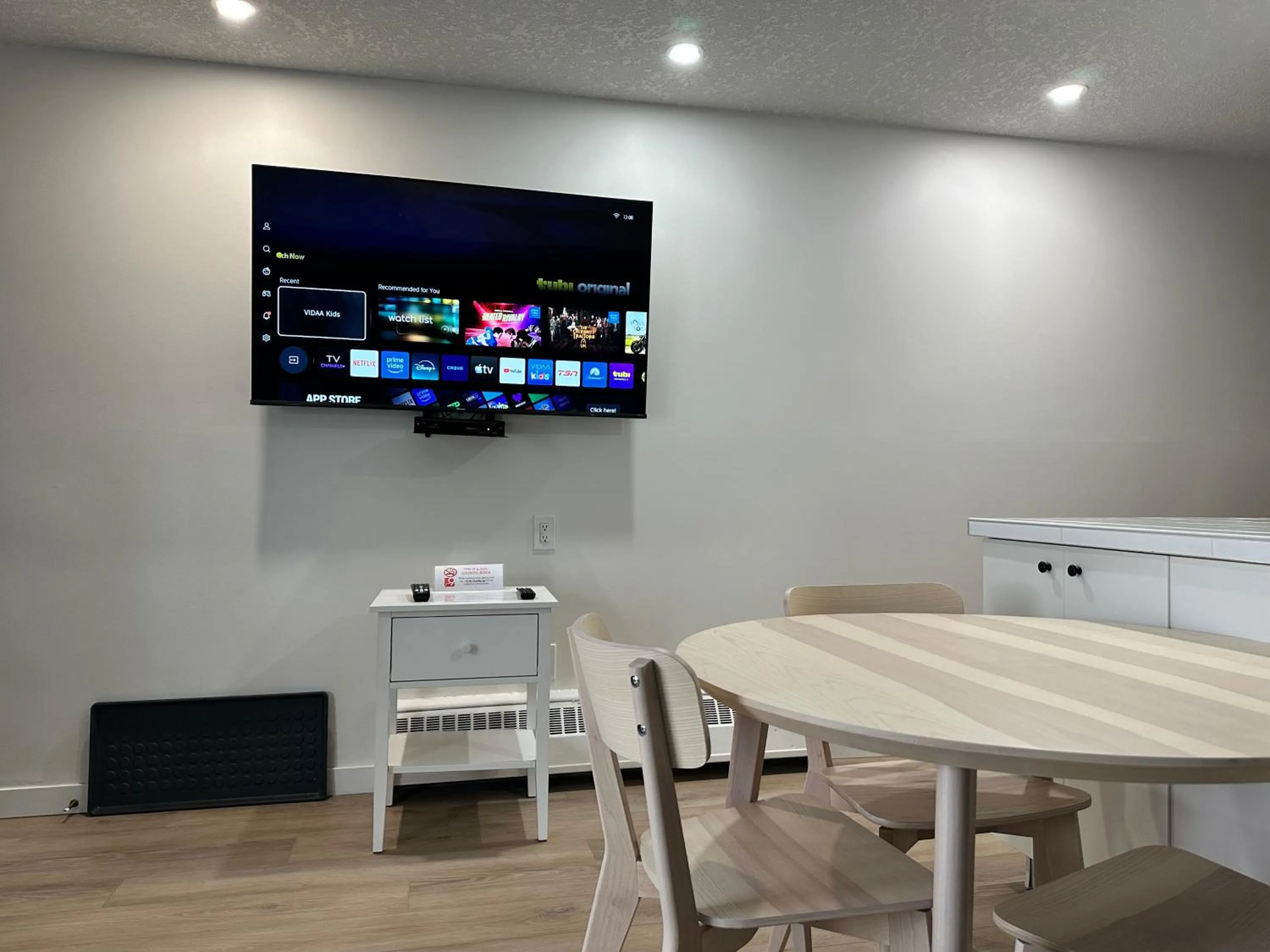 TV and multimedia in Cloud 9 Inn