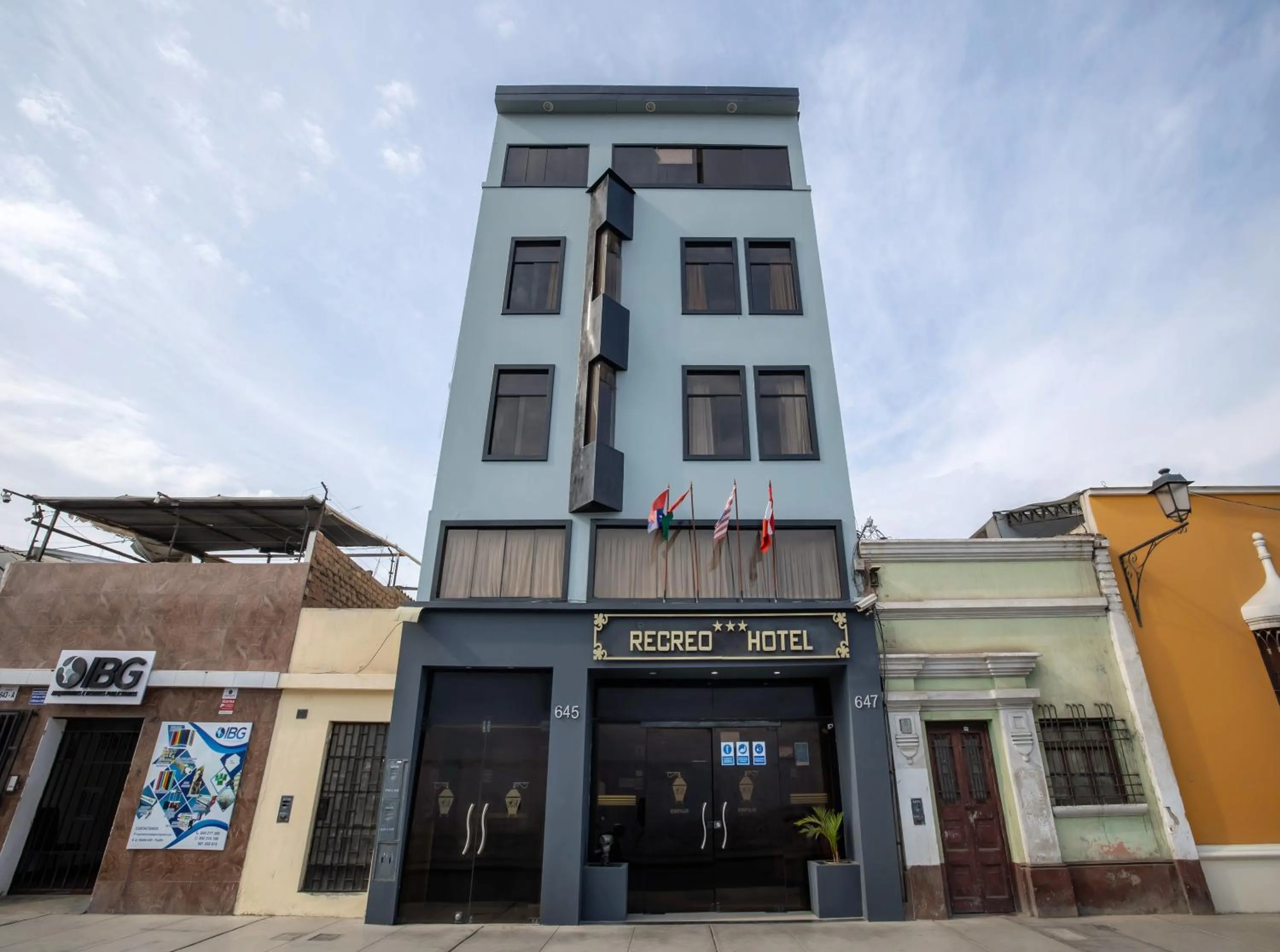 Property building in Recreo Hotel