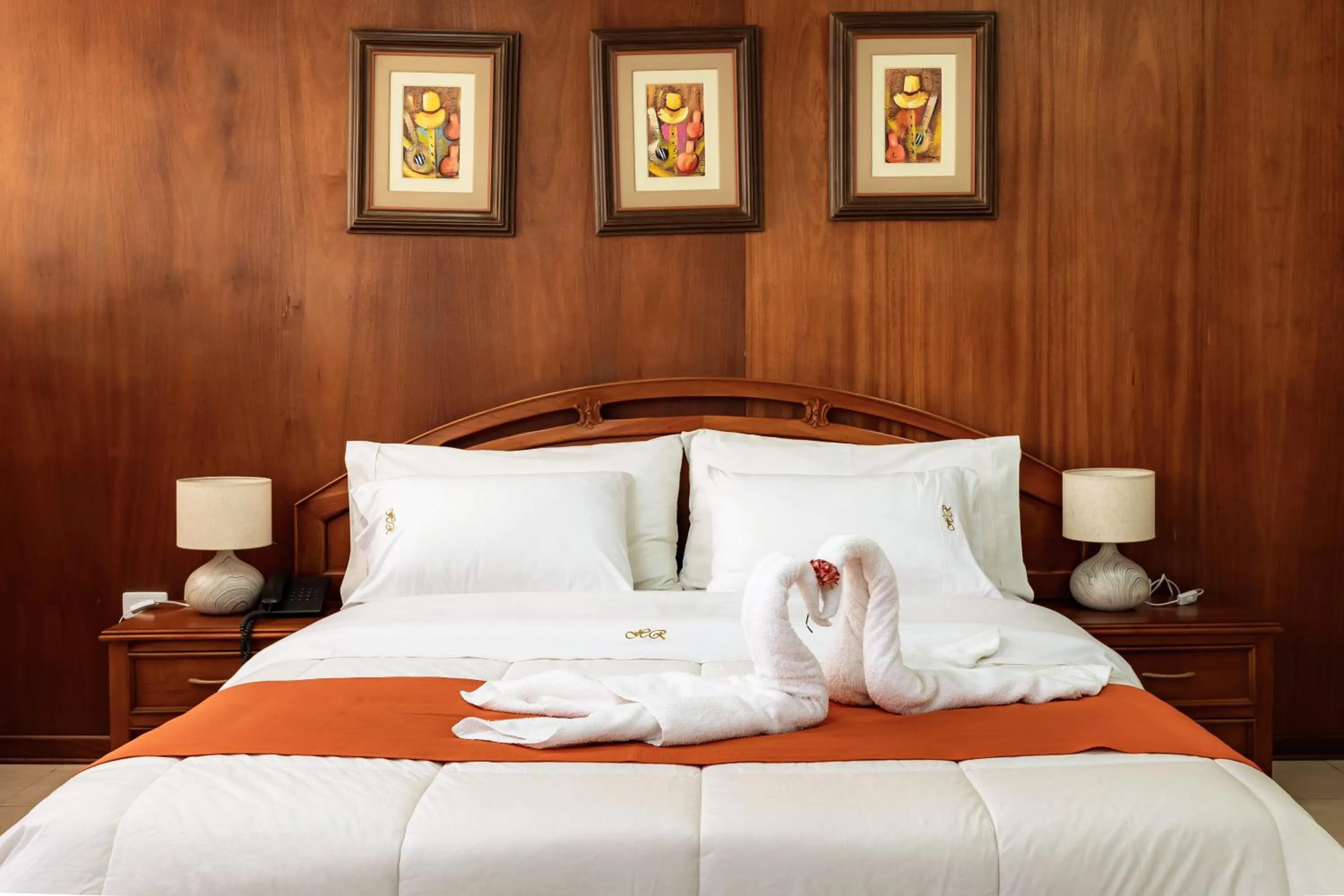 Bed in Recreo Hotel