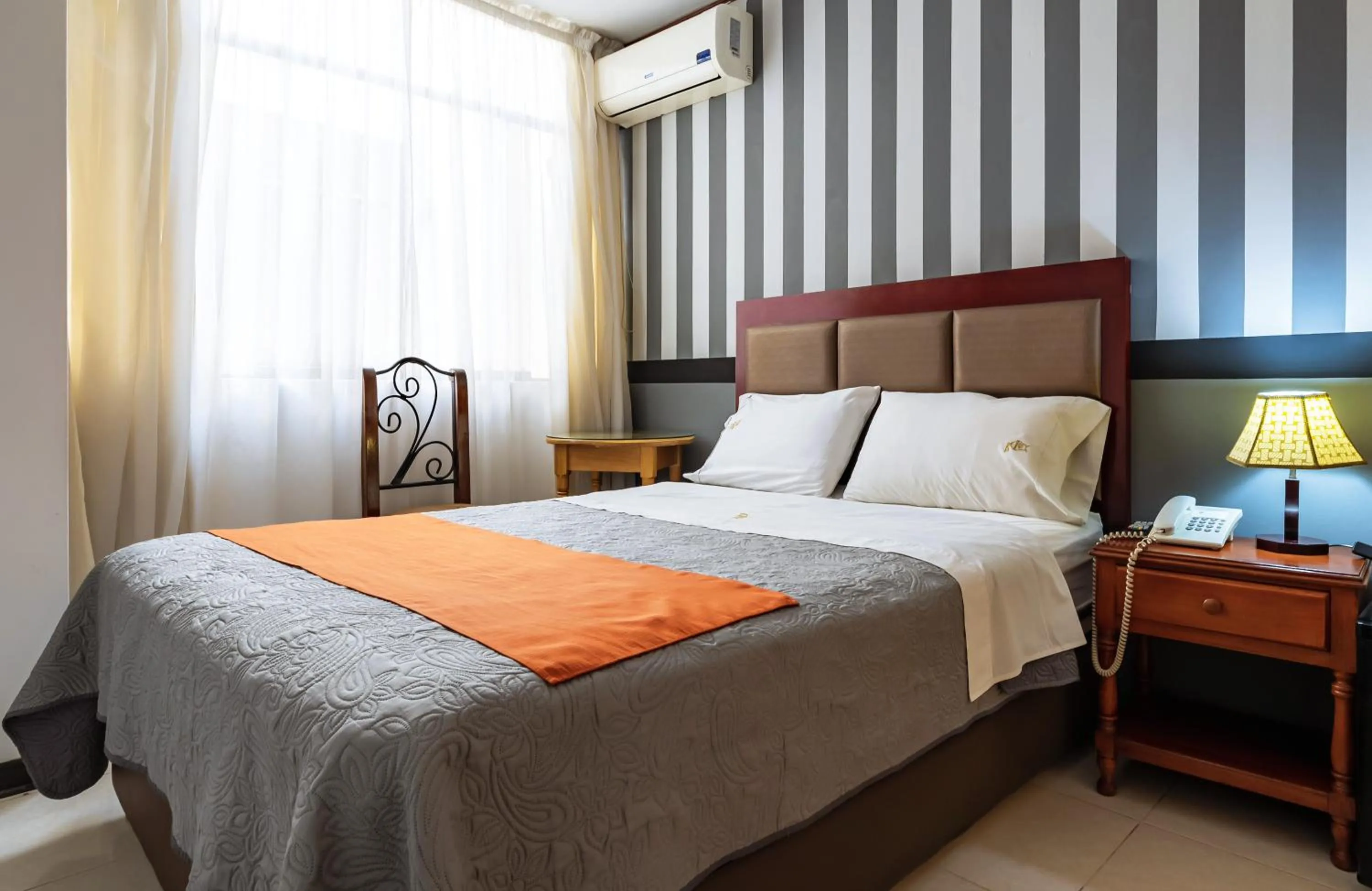Bed in Recreo Hotel