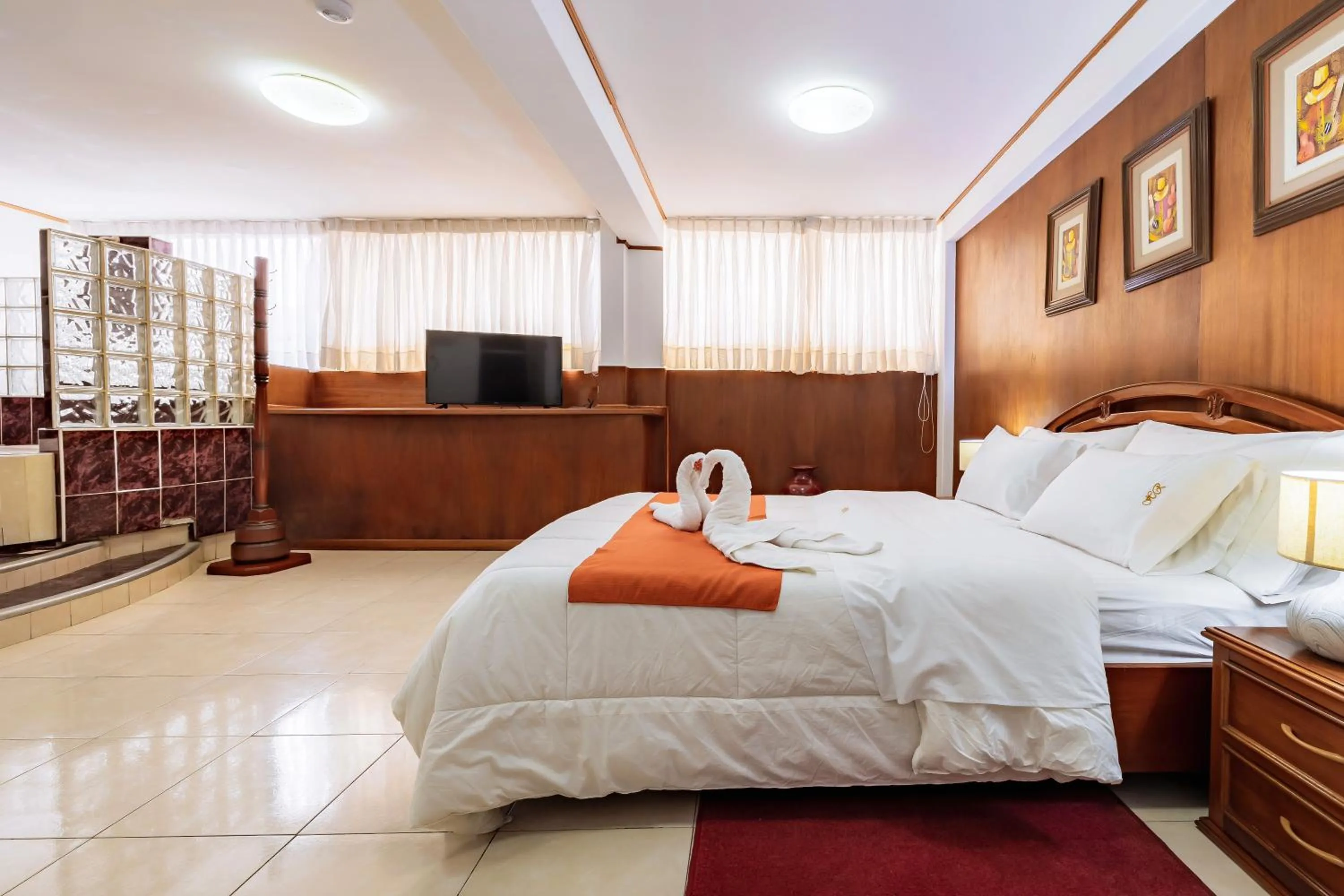 Bed in Recreo Hotel