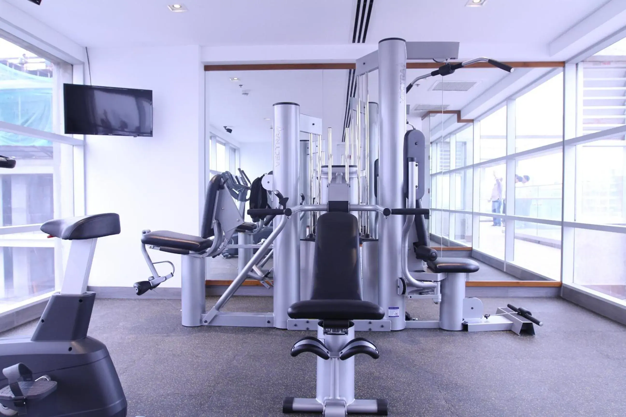 Fitness centre/facilities in Space Hotel and Apartments Fitness centre/facilities in Space Hotel and Apartments