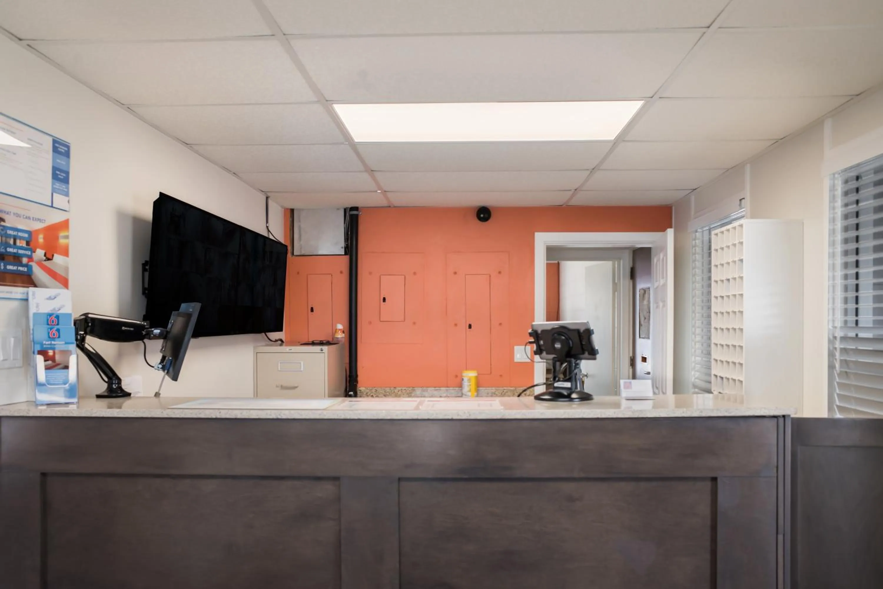 Lobby or reception in Motel 6-Fort St. John, BC