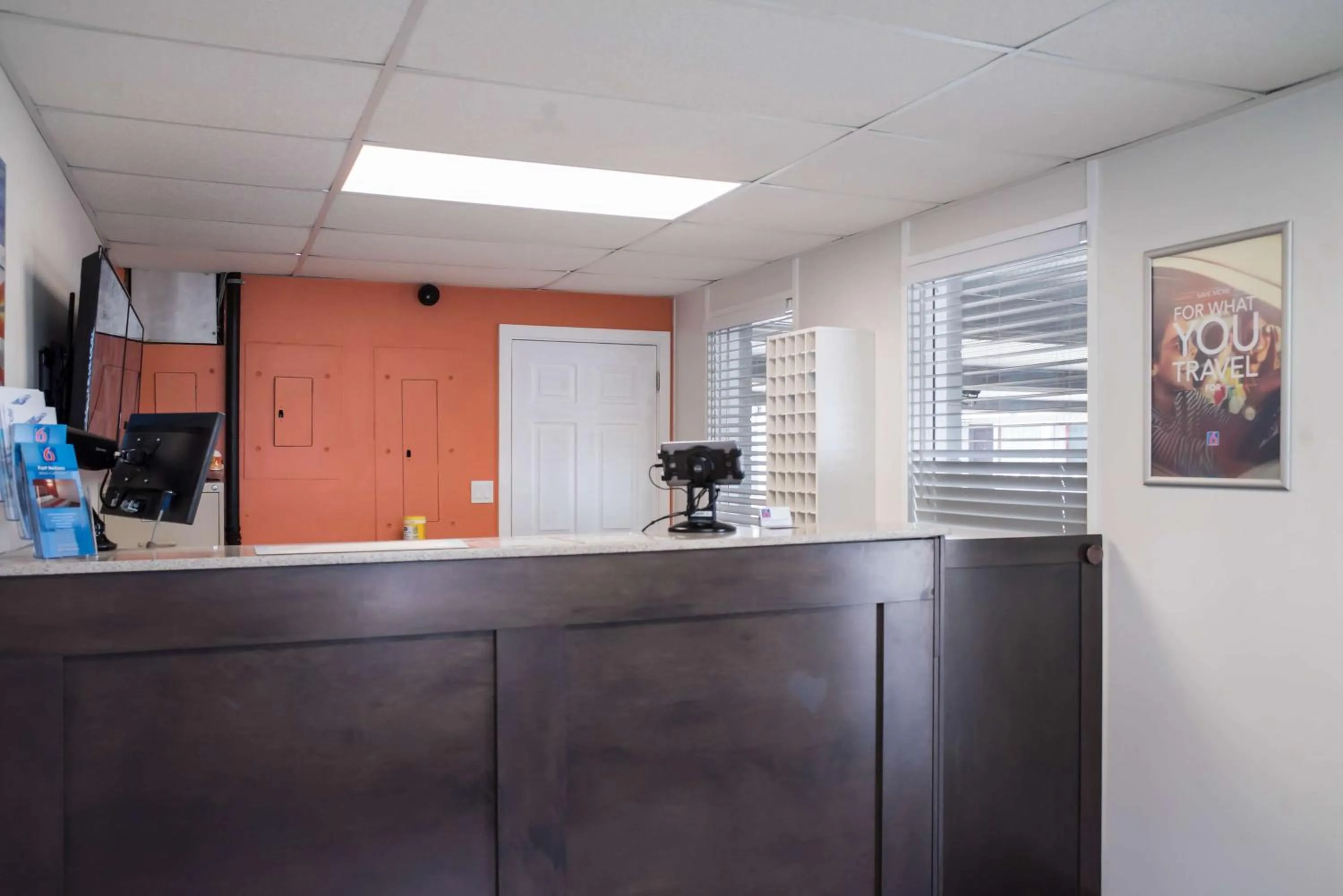 Lobby or reception in Motel 6-Fort St. John, BC