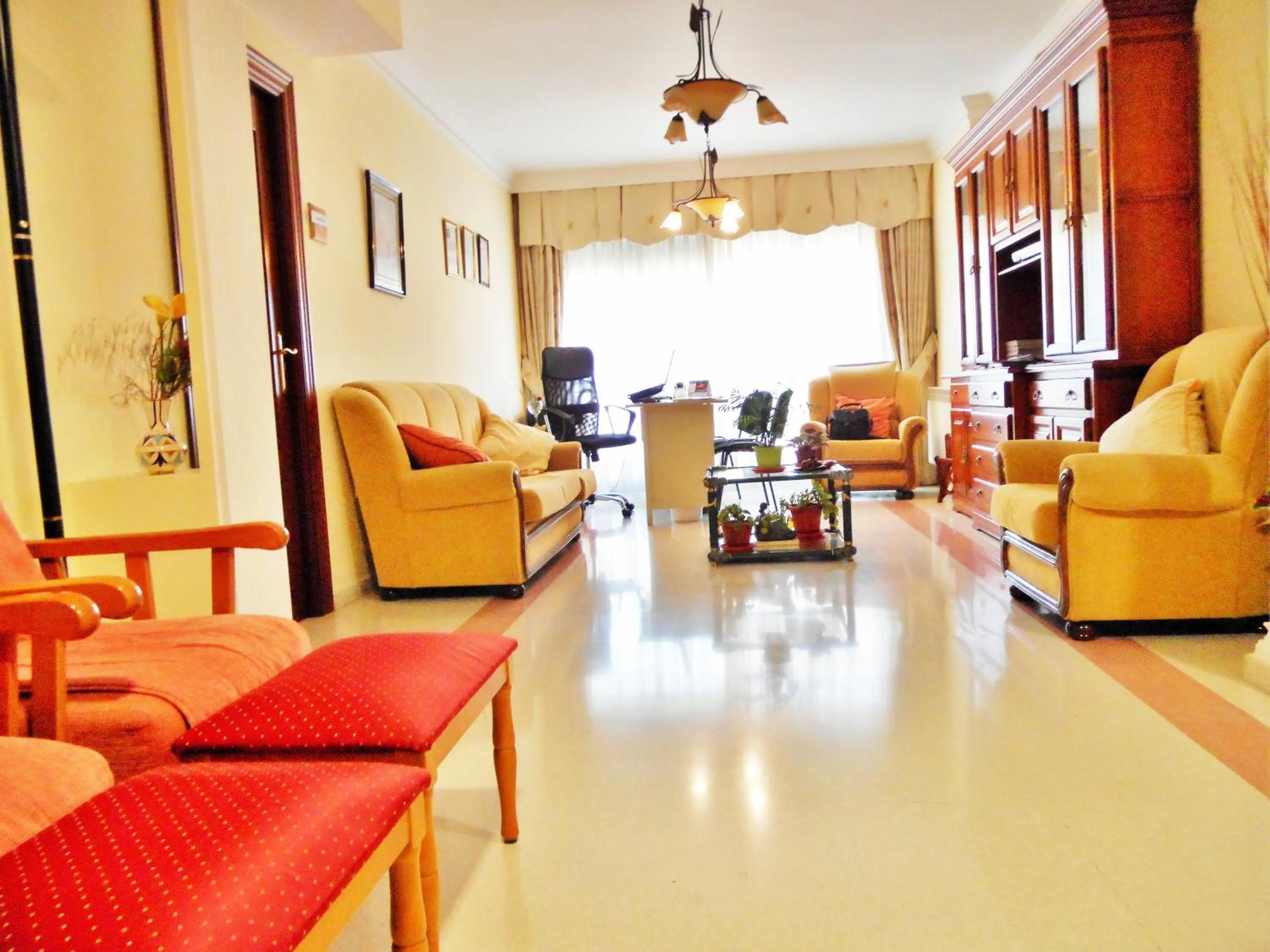 Communal lounge/ TV room in Martin House & Granada