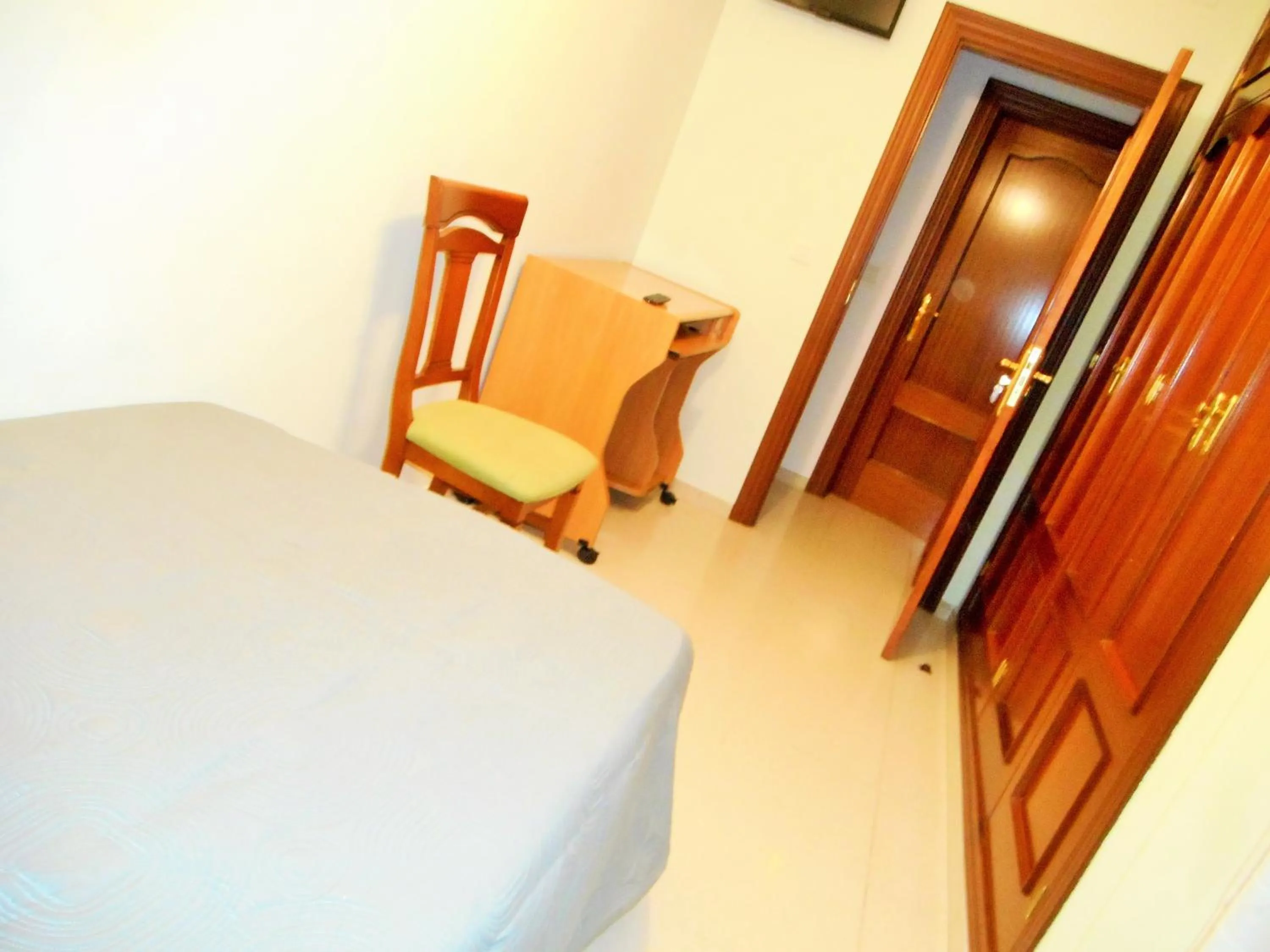 Bedroom, Bed in Martin House & Granada