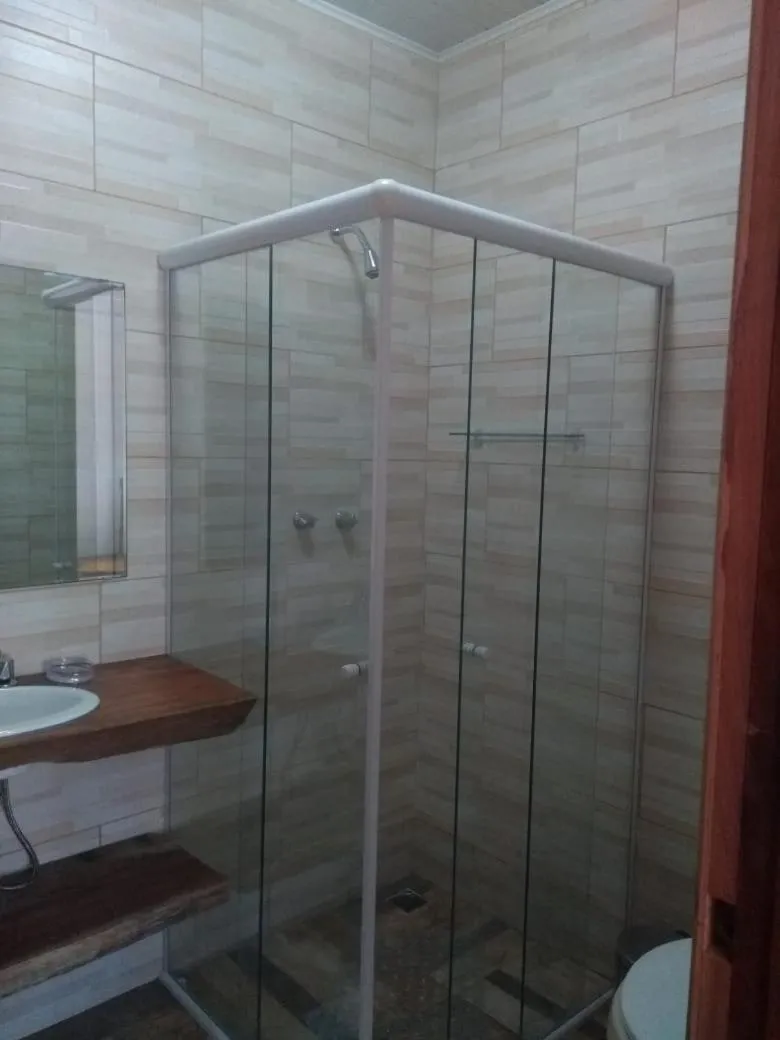 Bathroom in Hotel Refazenda