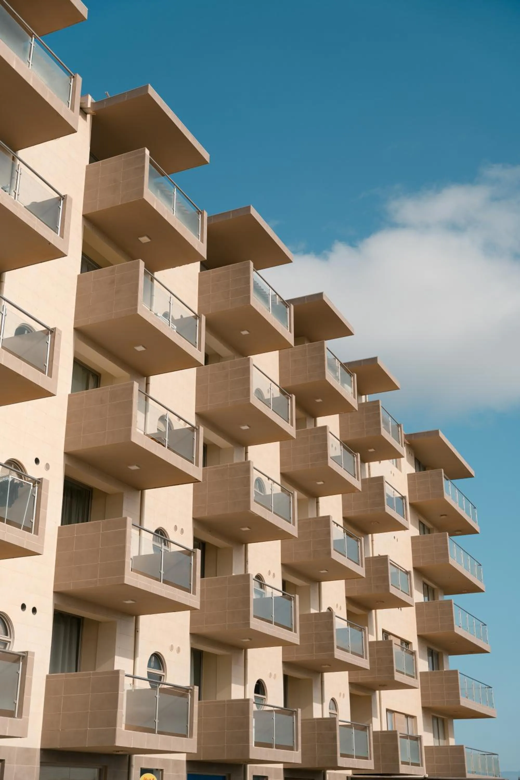 Property building in Las Rochas