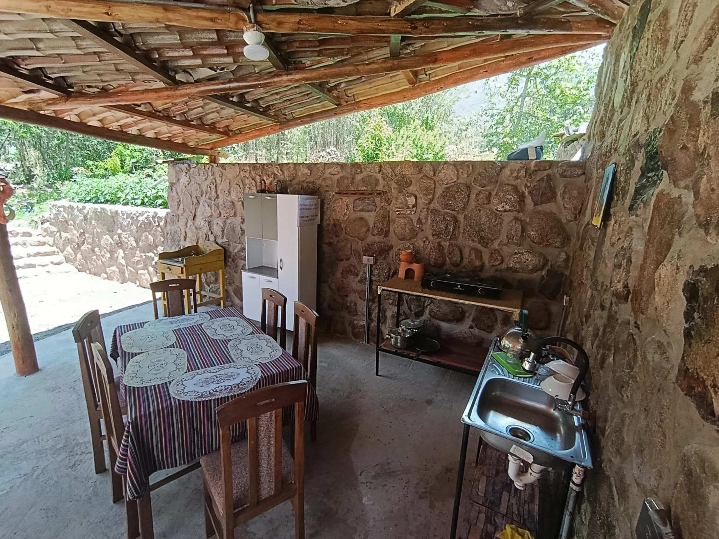 Hostal Ayllu con cochera