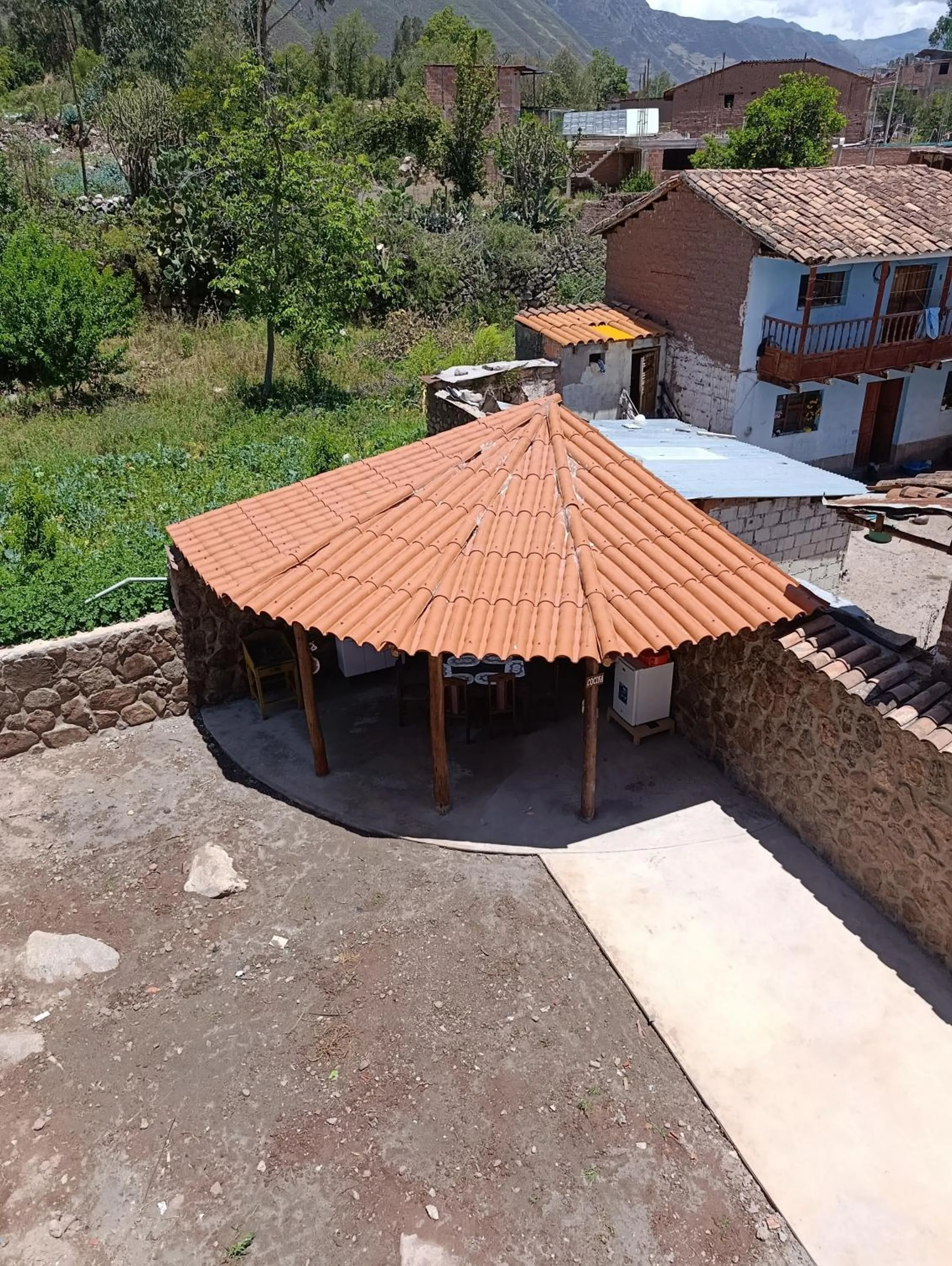 Hostal Ayllu con cochera