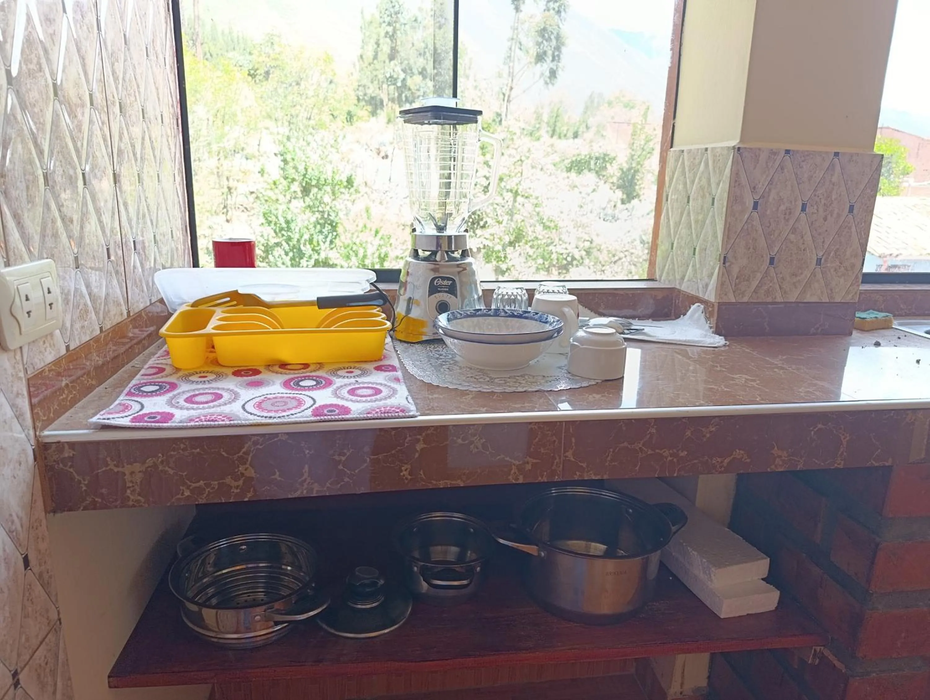 Hostal Ayllu con cochera