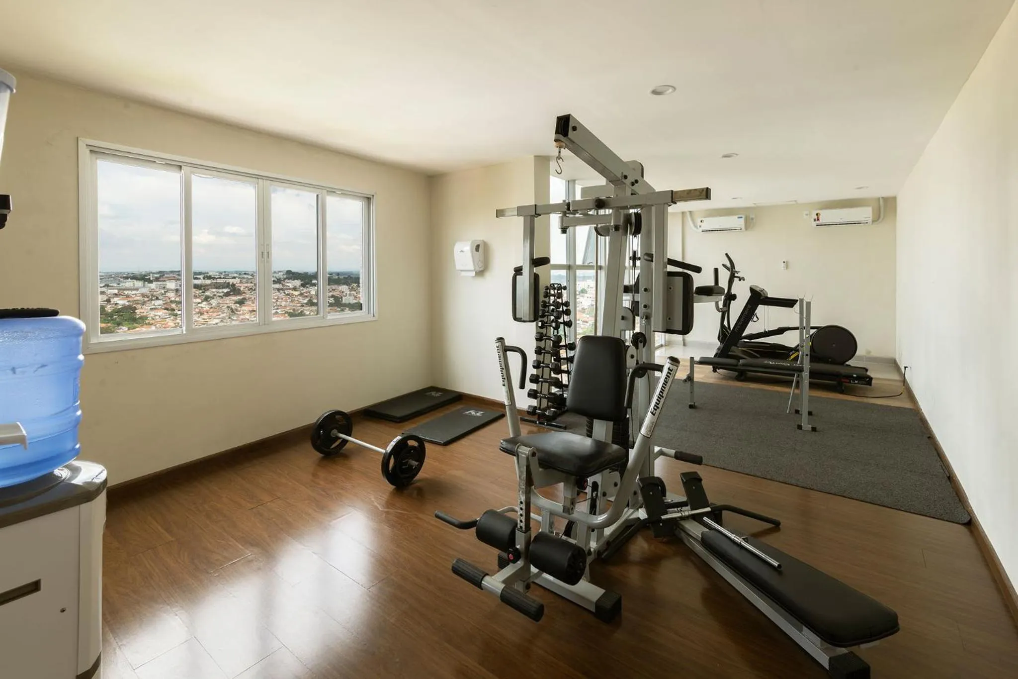 Fitness centre/facilities in Tryp by Wyndham Varginha Cafe Royal