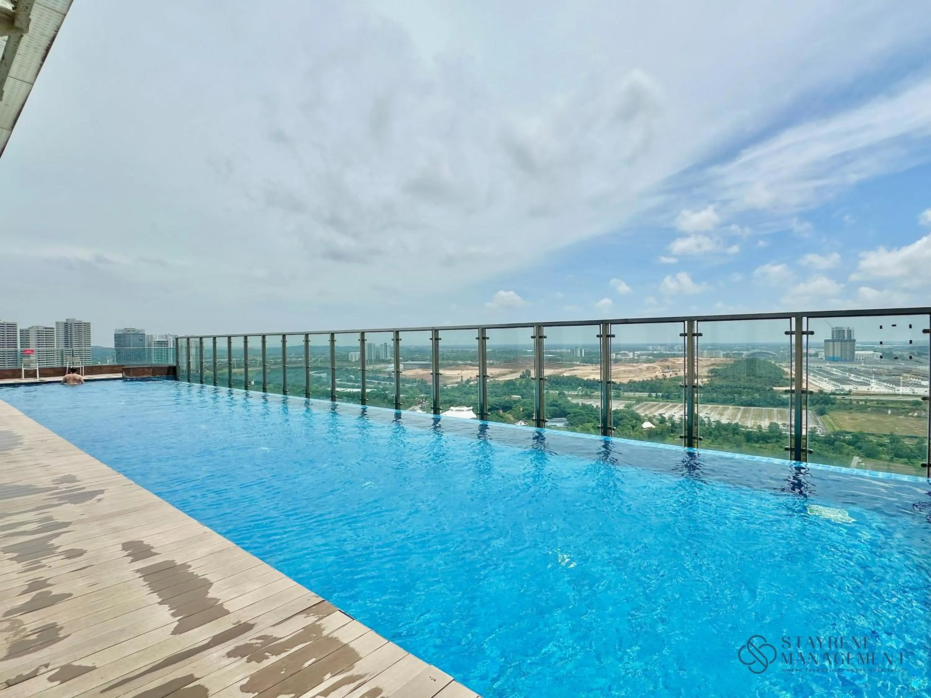 Afiniti Residences Medini by Stayrene