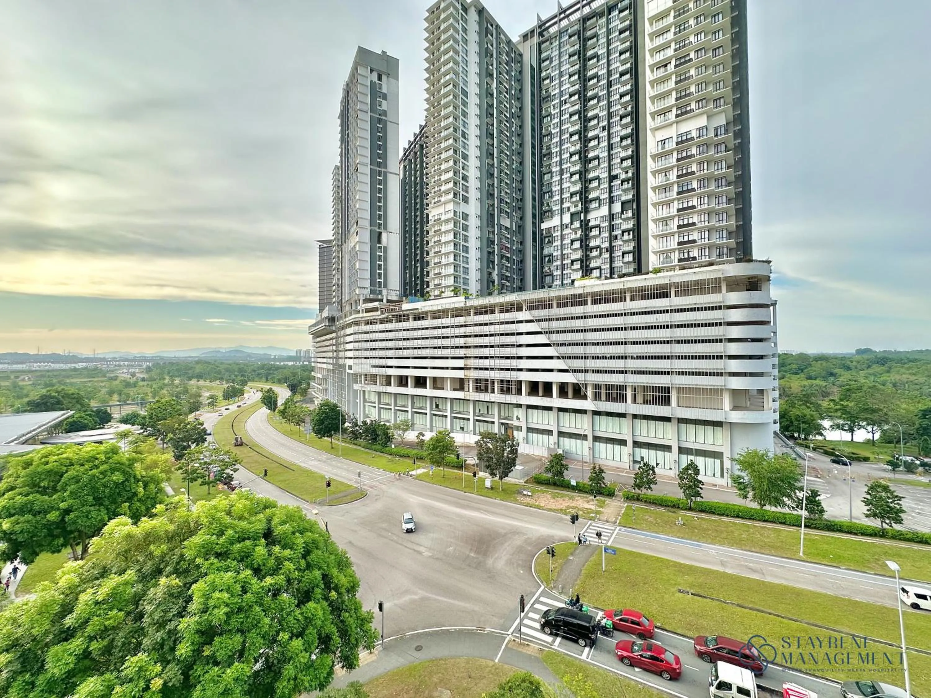 Afiniti Residences Medini by Stayrene