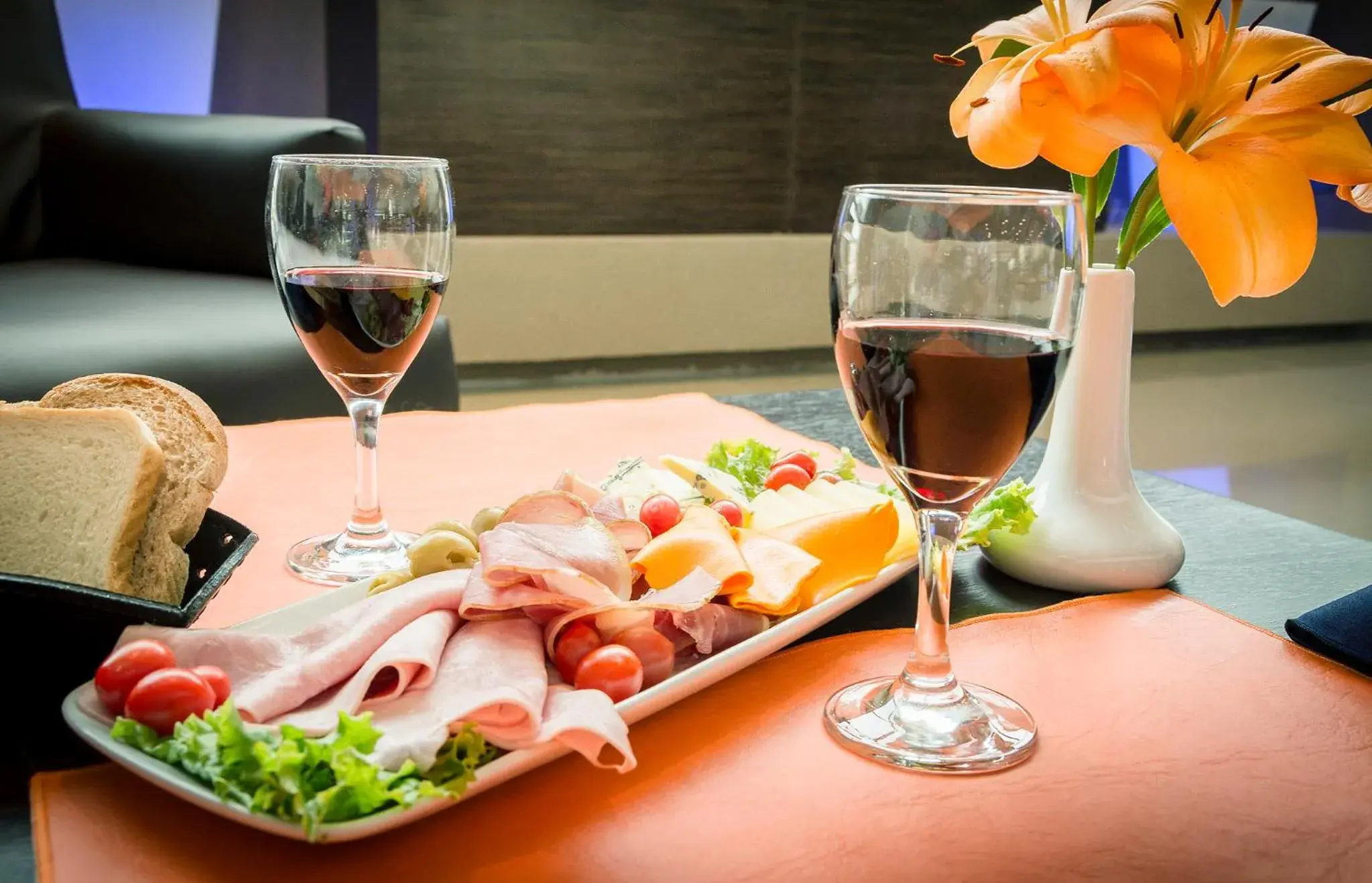 Food in Howard Johnson Neuquen Food in Howard Johnson Neuquen