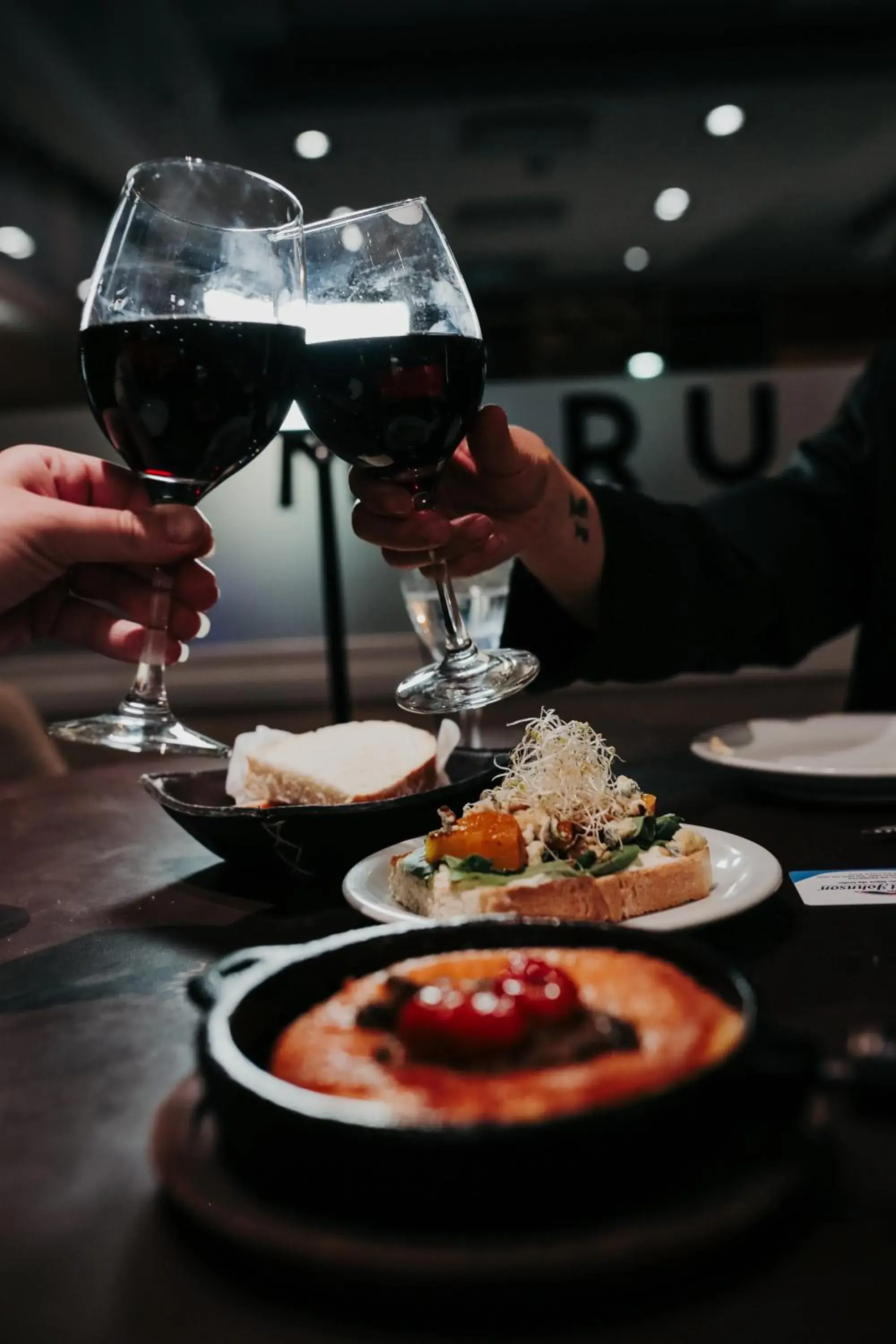 Restaurant/places to eat in Howard Johnson Neuquen Restaurant/places to eat in Howard Johnson Neuquen