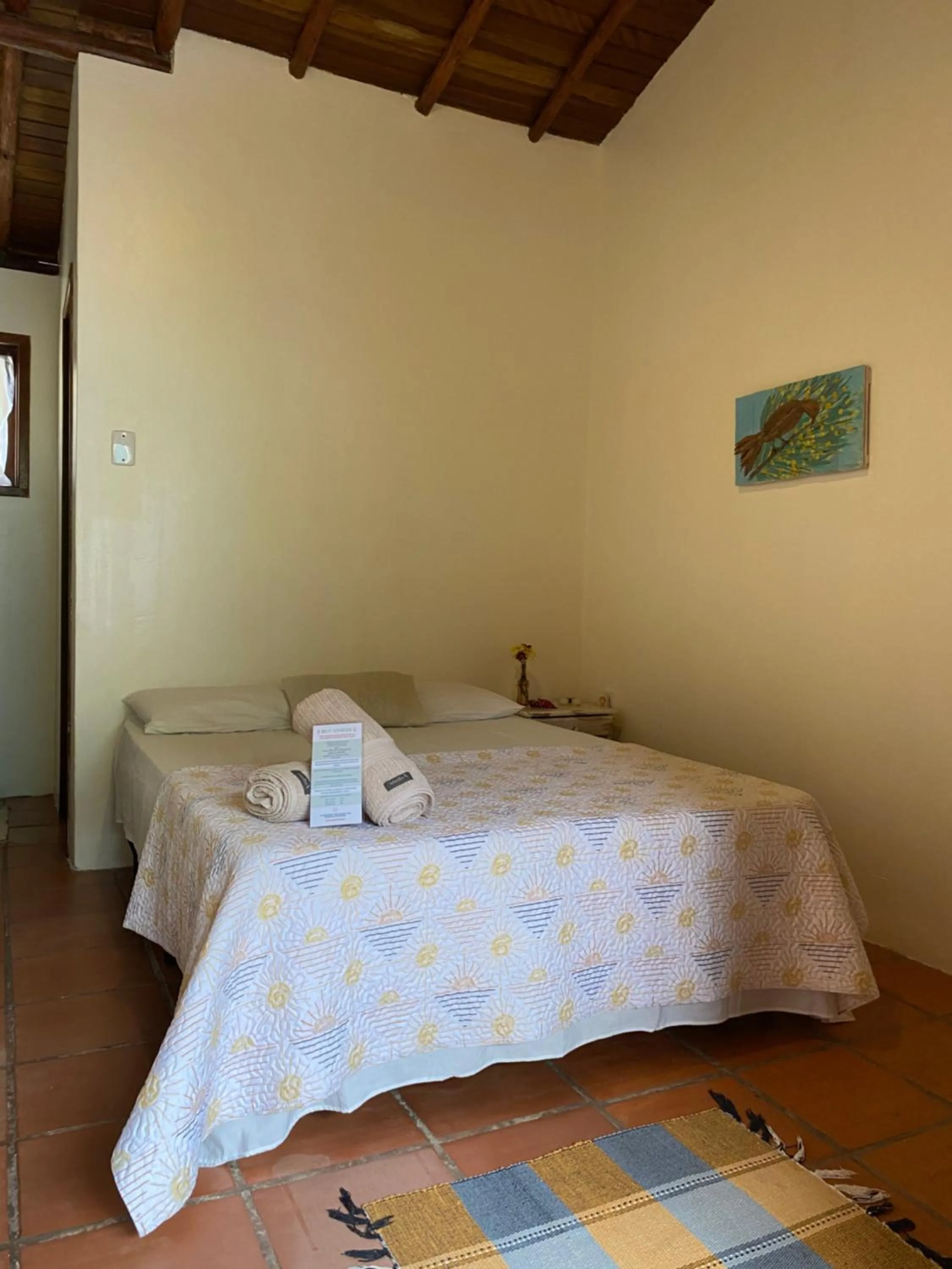 Photo of the whole room, Bed in Pousada Paradise Ferrugem