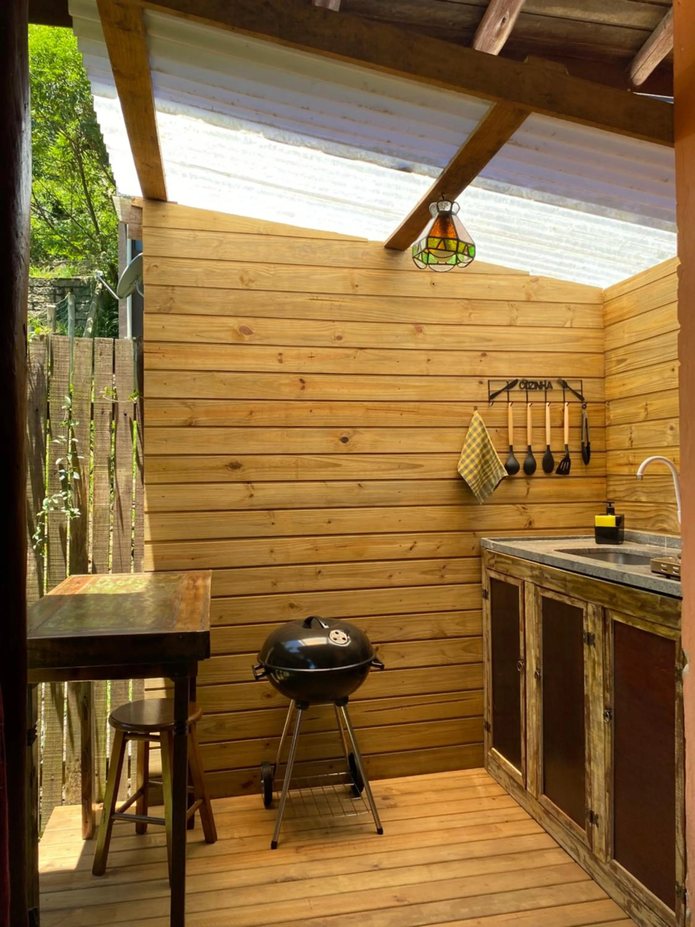 BBQ facilities in Pousada Paradise Ferrugem