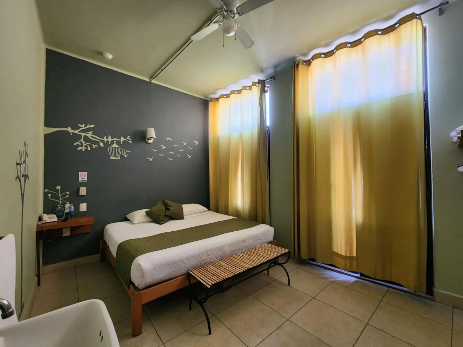 Photo of the whole room, Bed in Hotel Plaza Queretaro