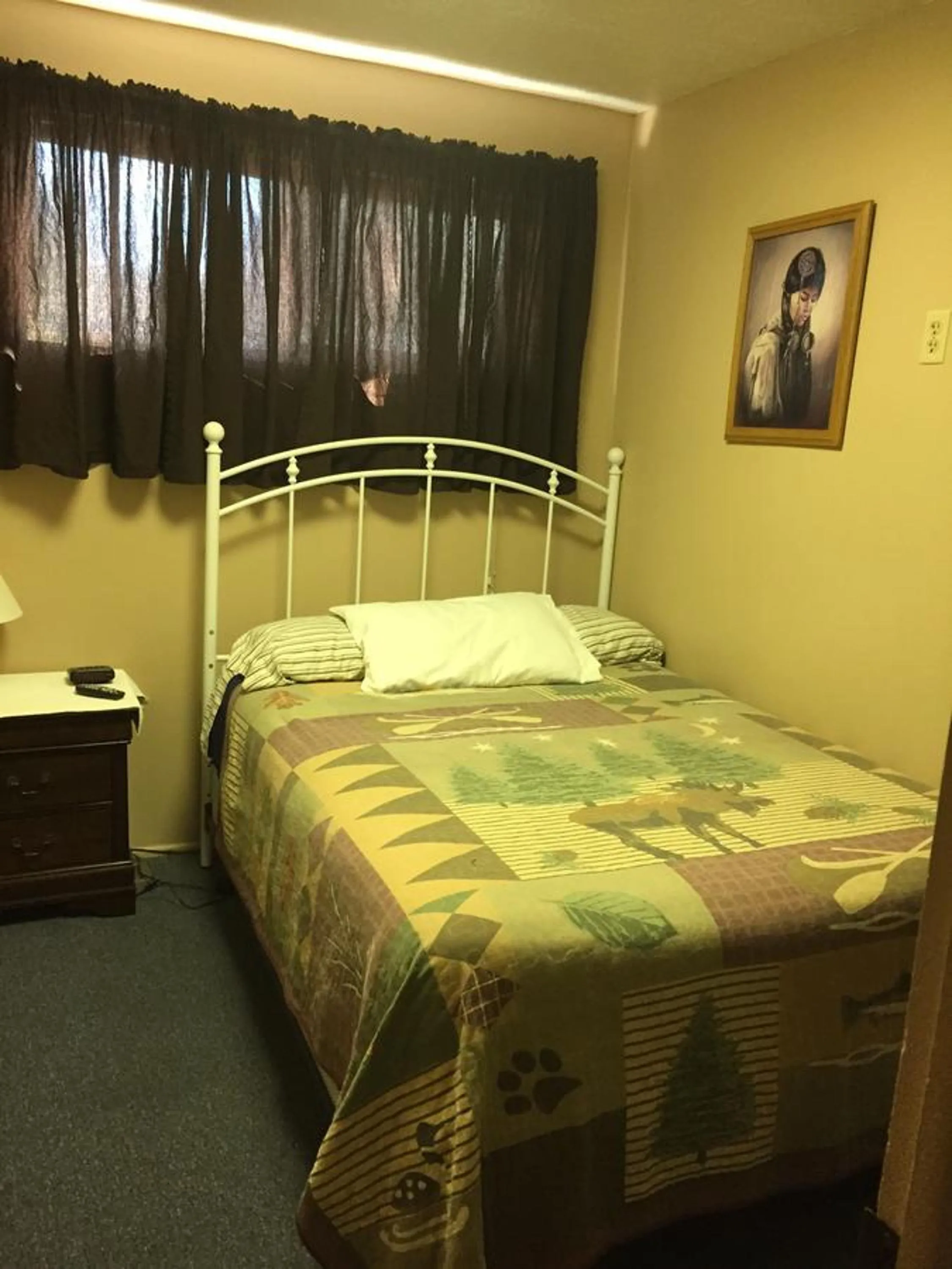 Three-Bedroom Double Kitchenette  in Harrison Inn