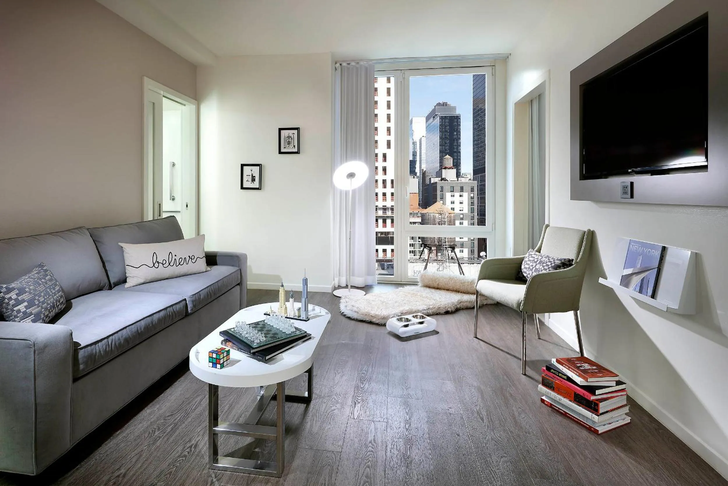 TV and multimedia in INNSiDE by Meliá New York Nomad