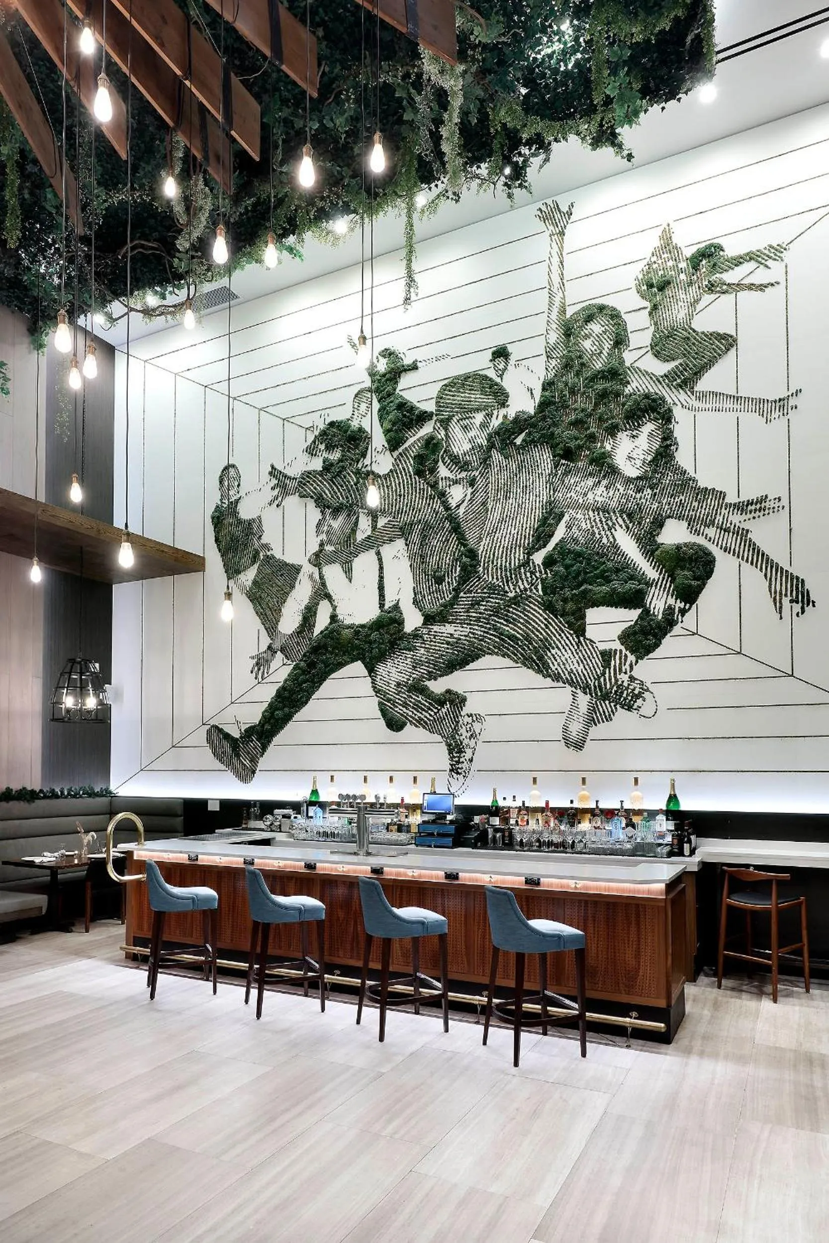 Lounge or bar in INNSiDE by Meliá New York Nomad