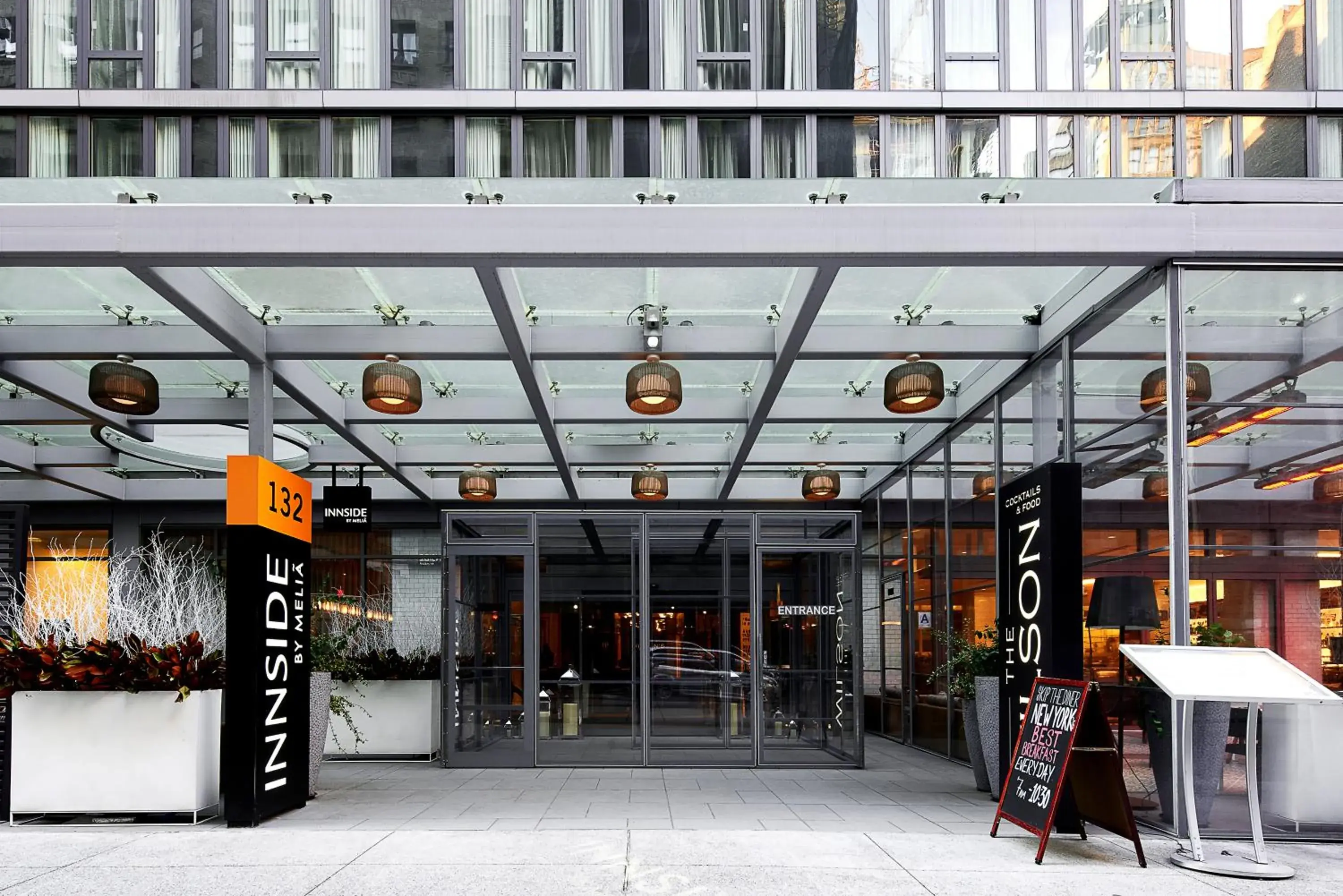 Facade/entrance in INNSiDE by Meliá New York Nomad Facade/entrance in INNSiDE by Meliá New York Nomad