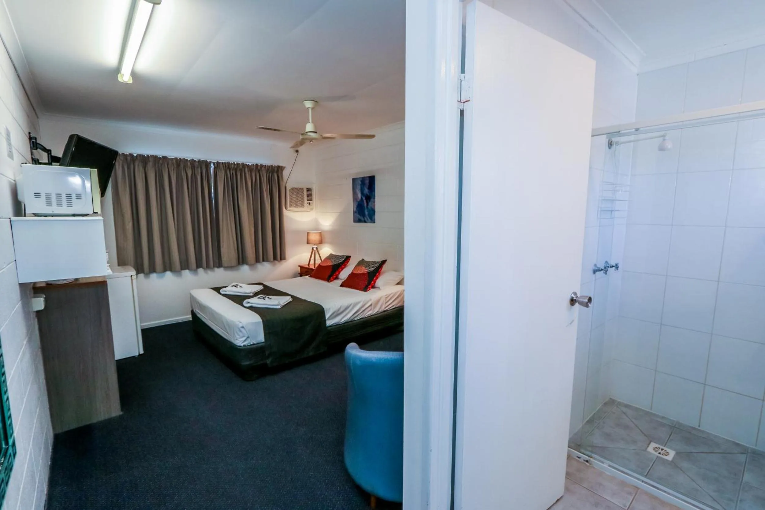 Bed in Miriam Vale Motel