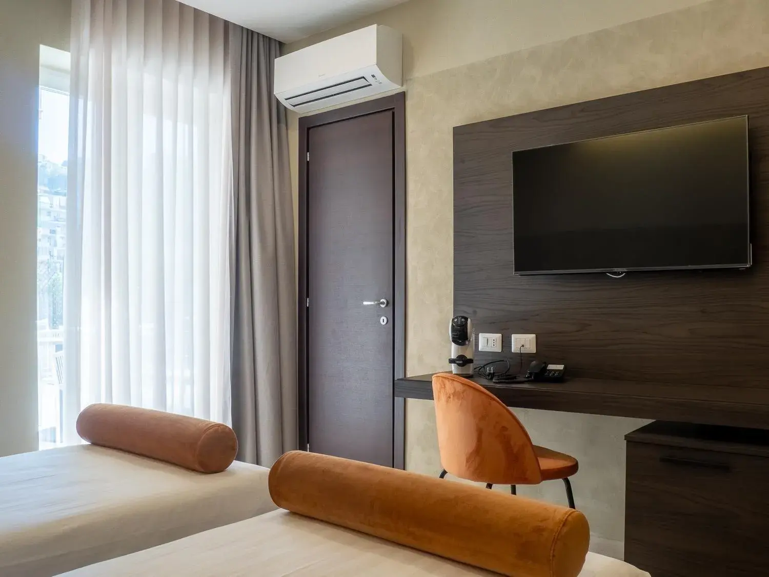 Twin Room with Terrace in N42 Hotel Twin Room with Terrace in N42 Hotel