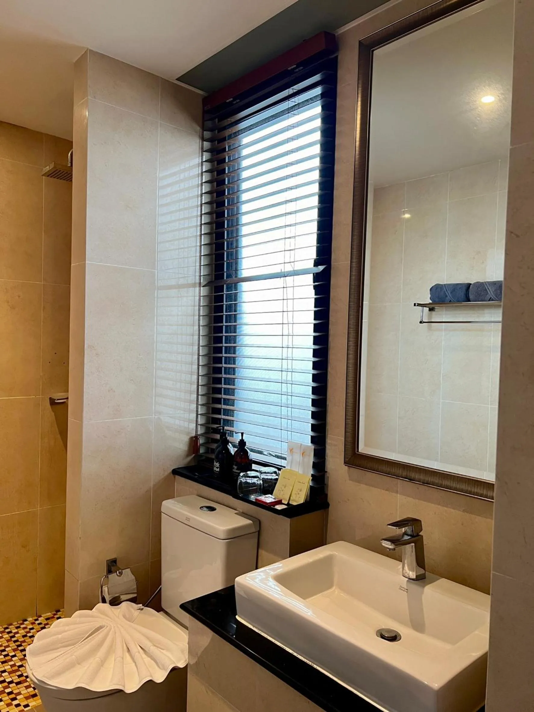 Yotaka Bangkok Hotel