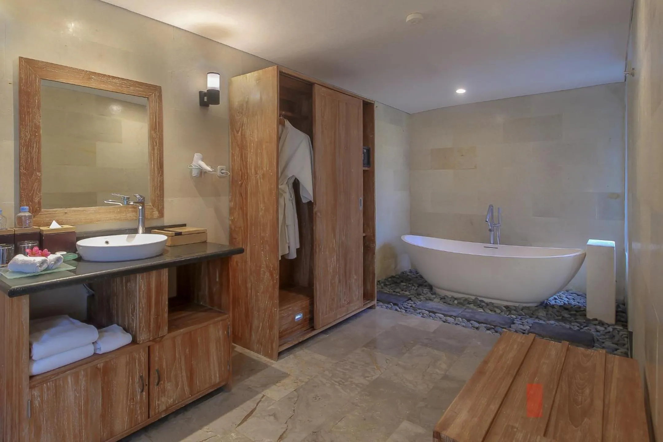 Bathroom in d'Nusa Beach Club and Resort
