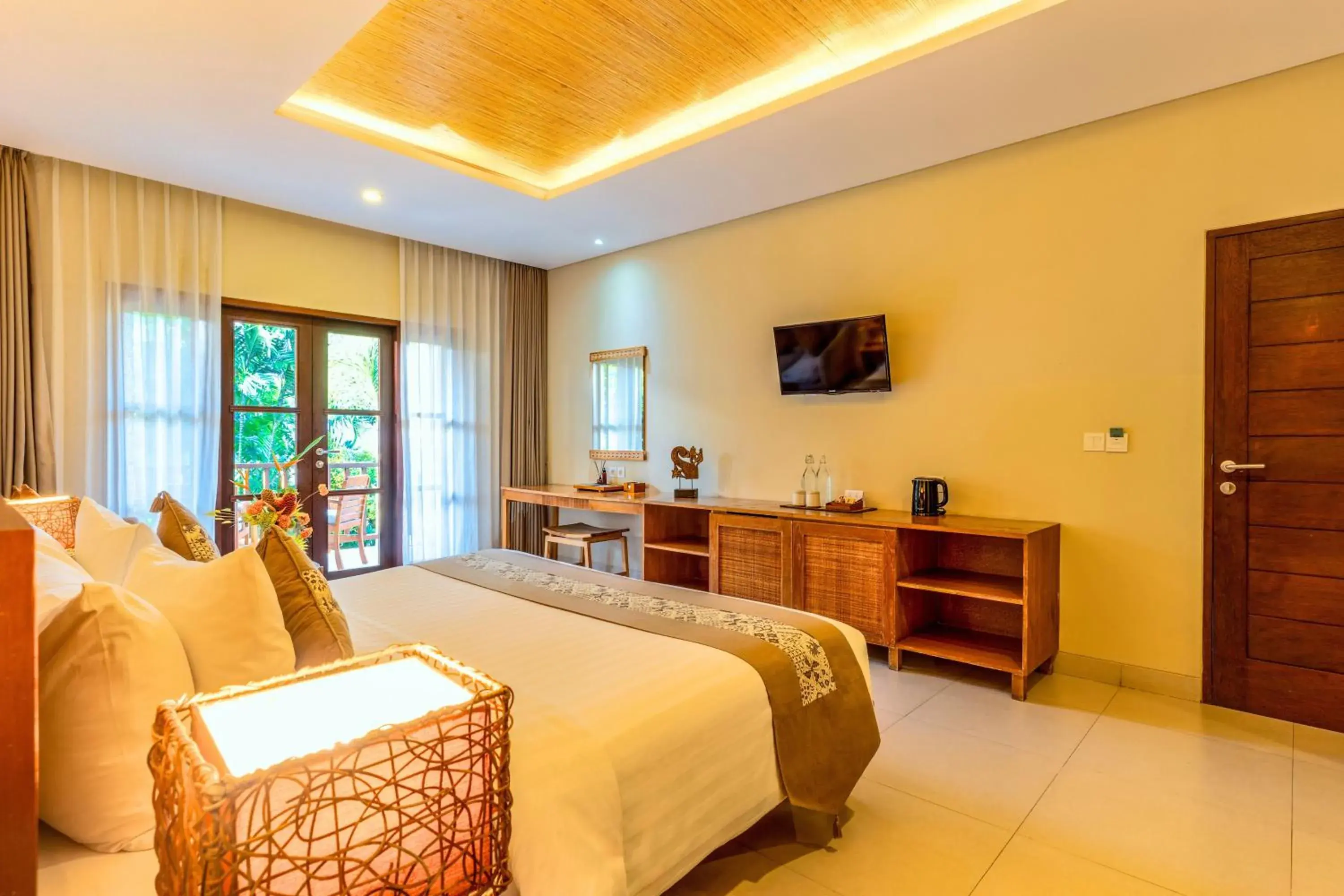 Bed in Radha Phala Resort & Spa Bed in Radha Phala Resort & Spa