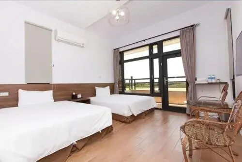 Superior Quadruple Room With Balcony in Simple Life B&B Superior Quadruple Room With Balcony in Simple Life B&B
