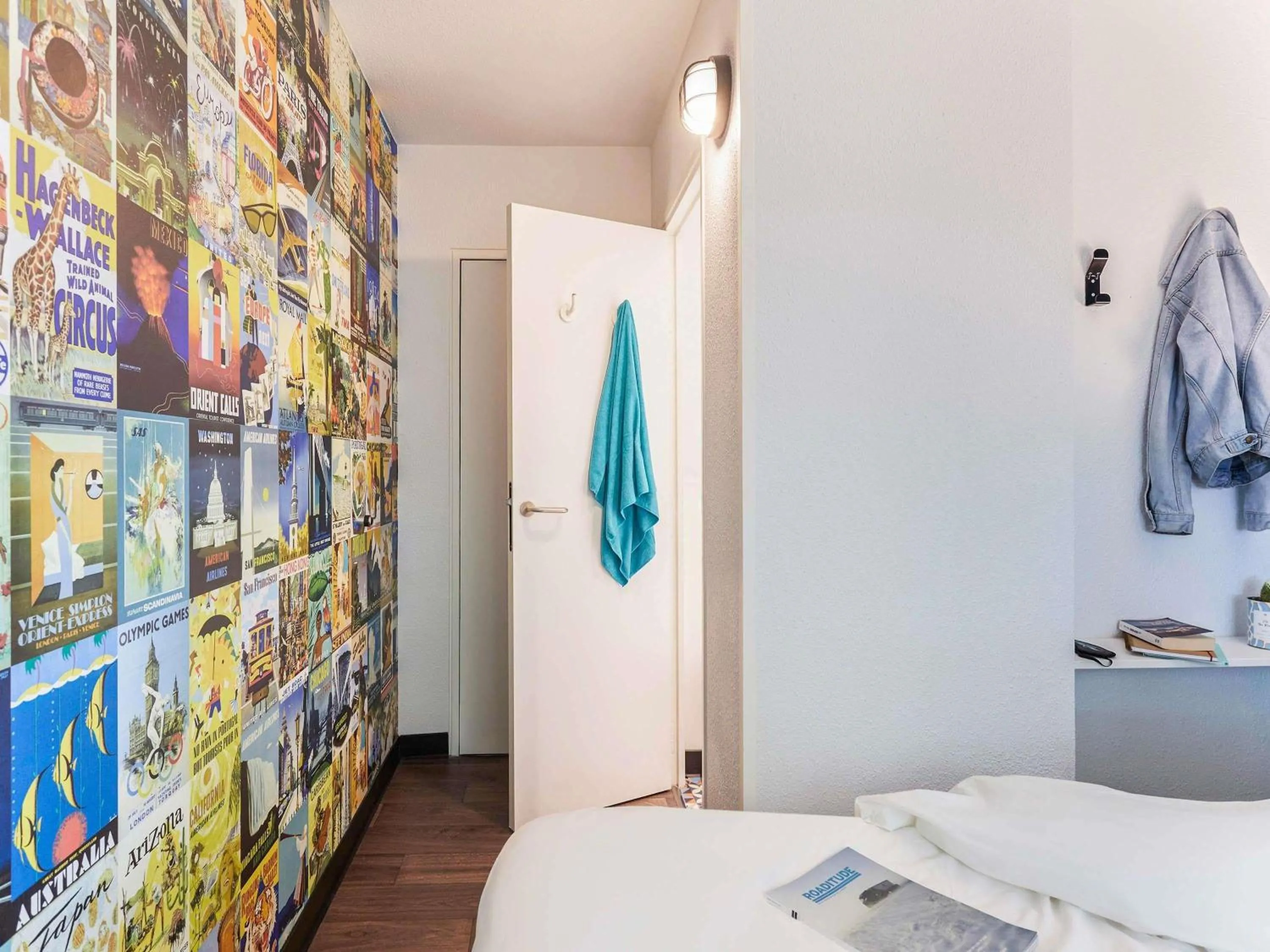 Bedroom, Bed in hotelF1 Paris Porte de Châtillon