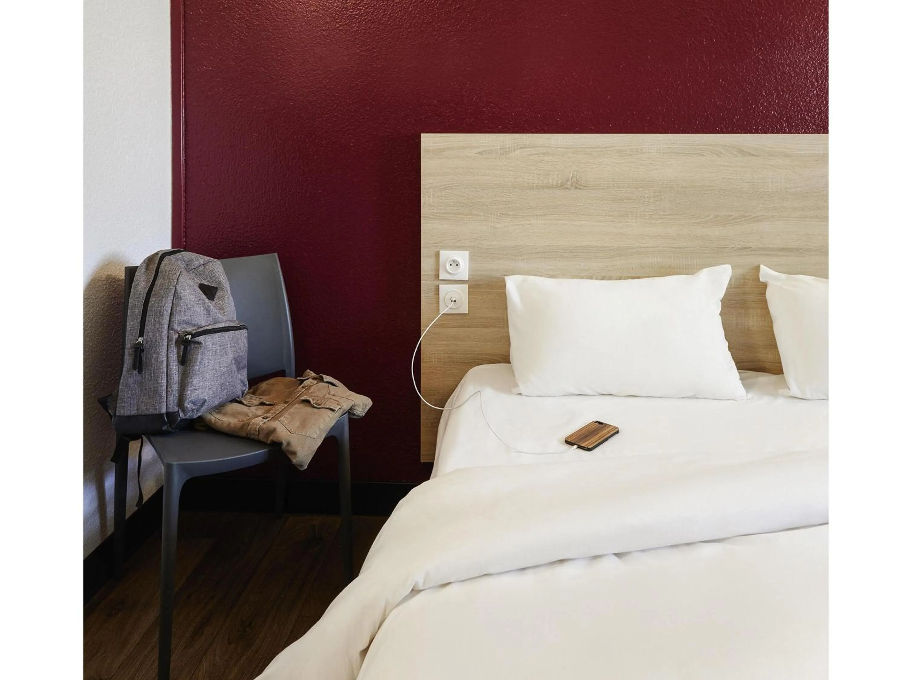 Bedroom, Bed in hotelF1 Paris Porte de Châtillon