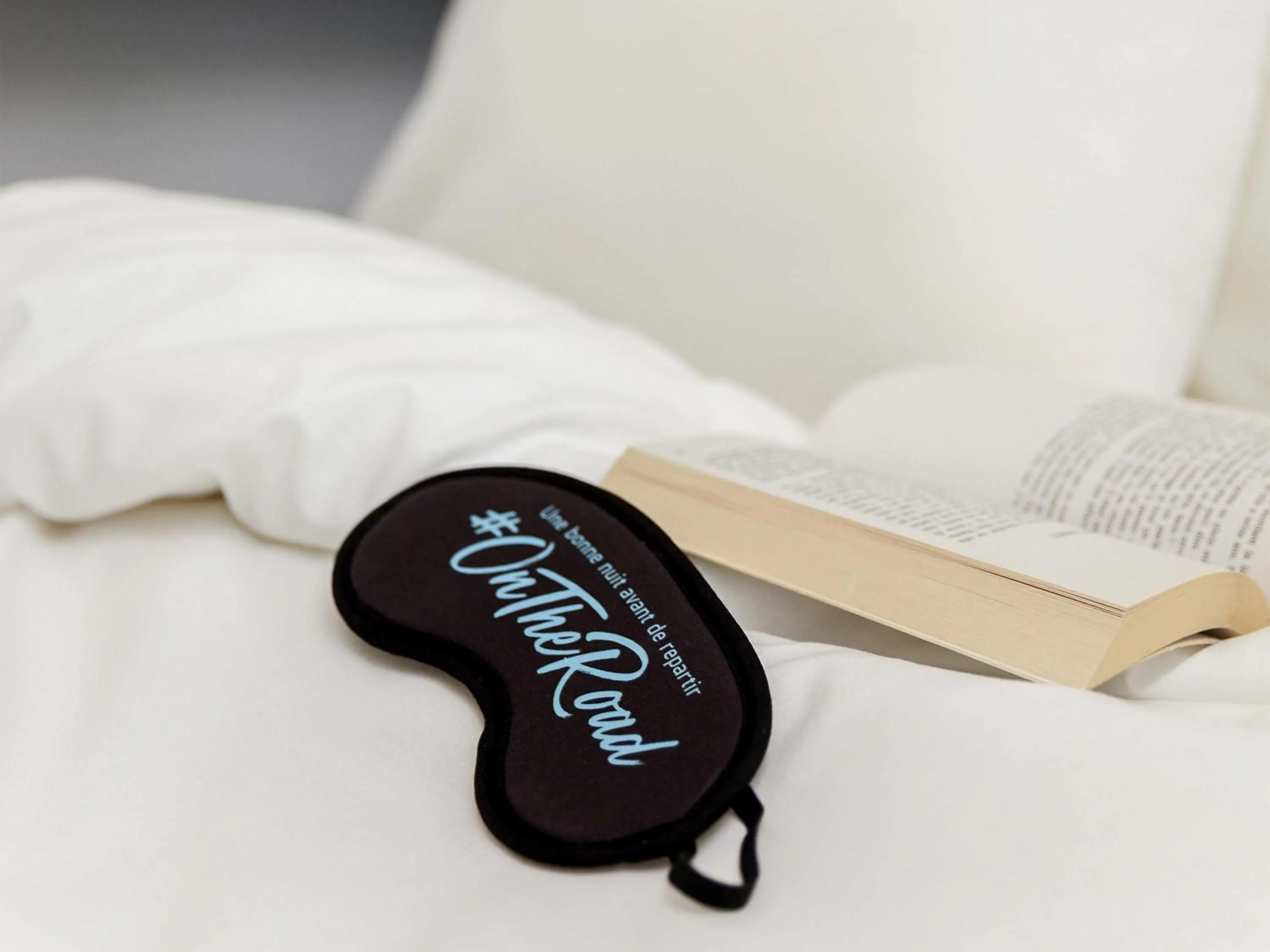 Bedroom, Bed in hotelF1 Paris Porte de Châtillon