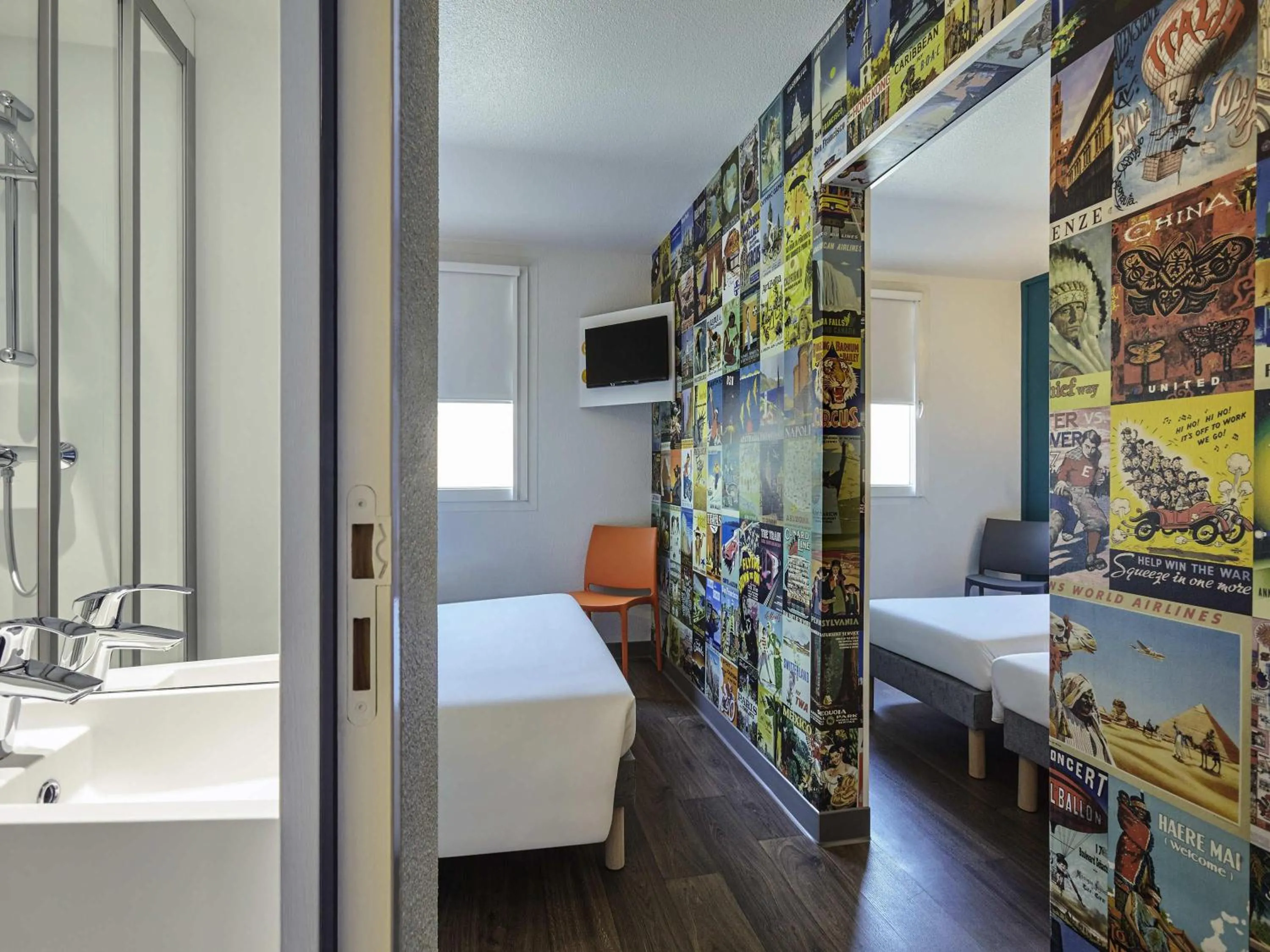 Bedroom, Bed in hotelF1 Paris Porte de Châtillon